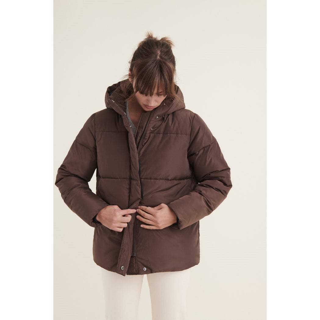 Kurze Pufferjacke DAGMAR aus recyceltem Polyester