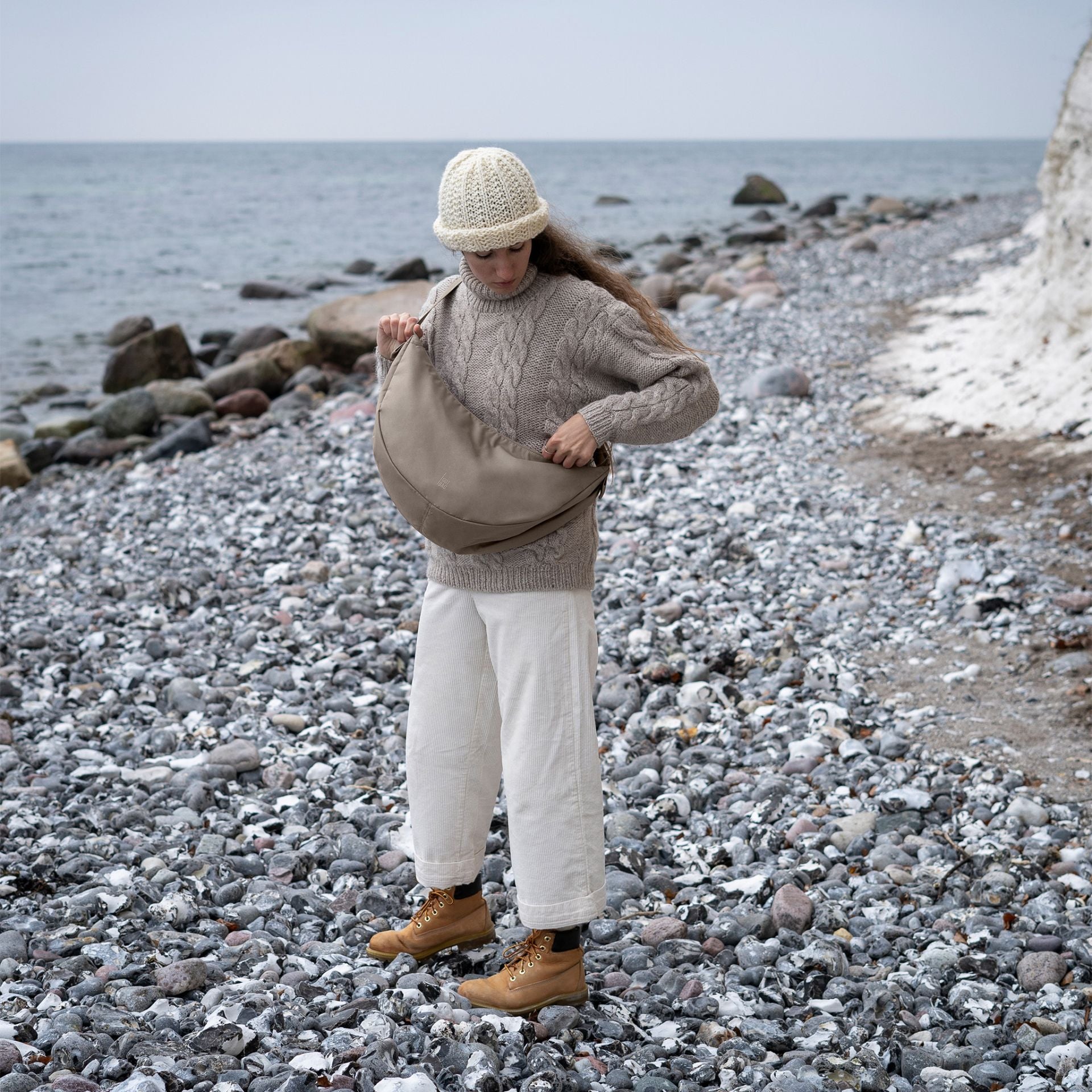 Tasche MOON BAG LARGE mit Ocean Impact Plastic