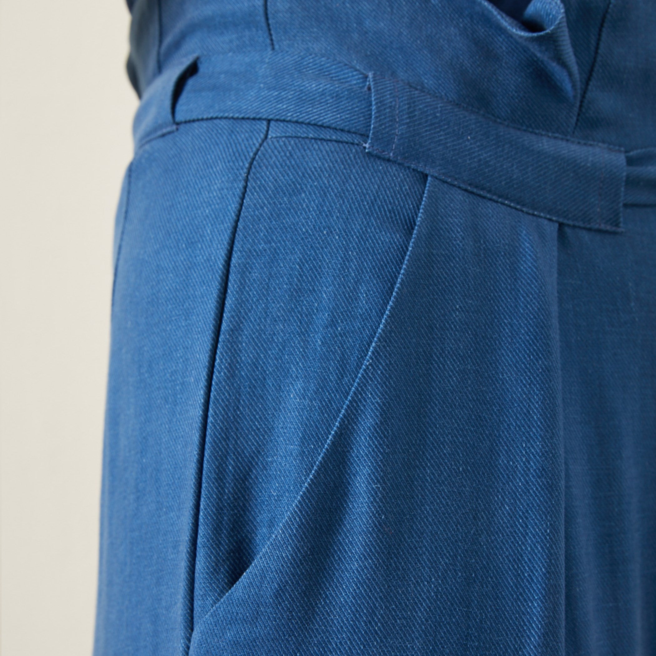 Paperbag Hose aus Tencel und Leinen