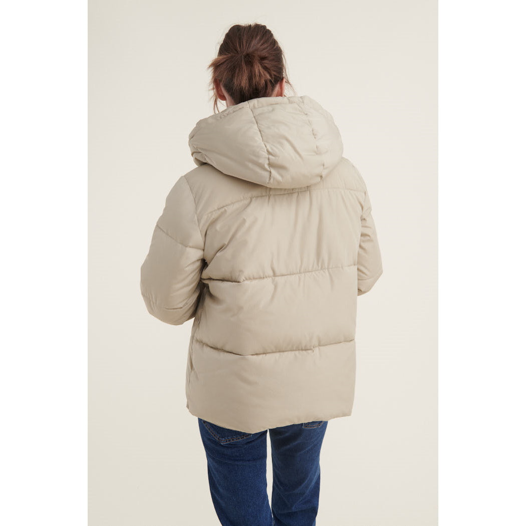Kurze Pufferjacke DAGMAR aus recyceltem Polyester