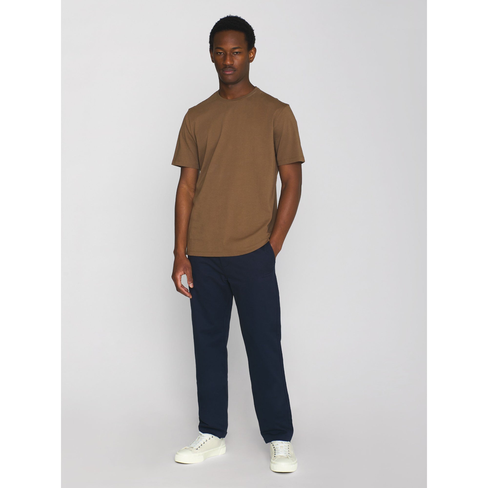 Basic T-Shirt aus Bio-Baumwolle