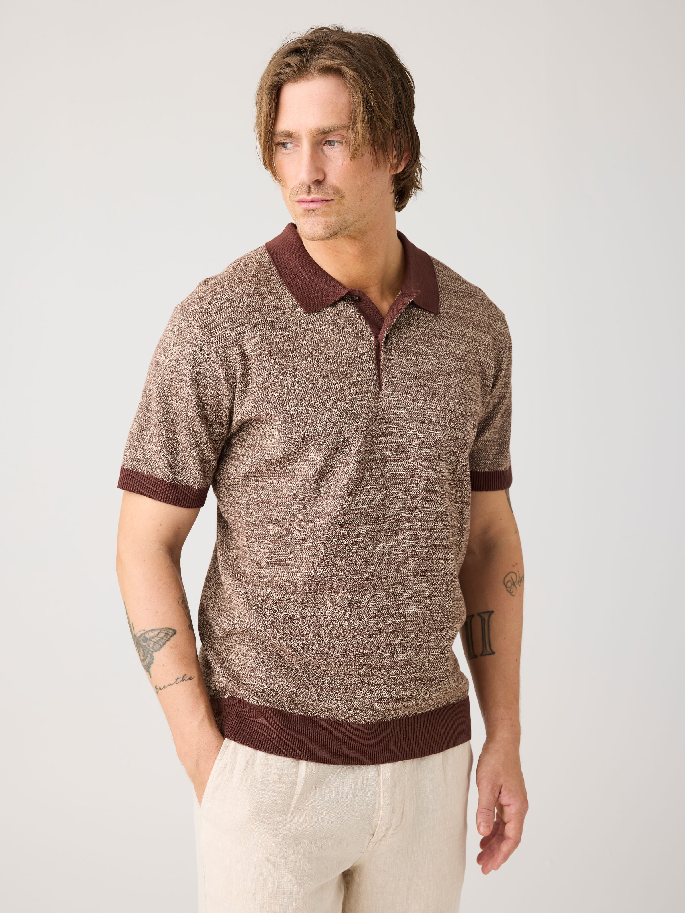 Gestricktes Kurzarm-Poloshirt aus Bio-Baumwolle
