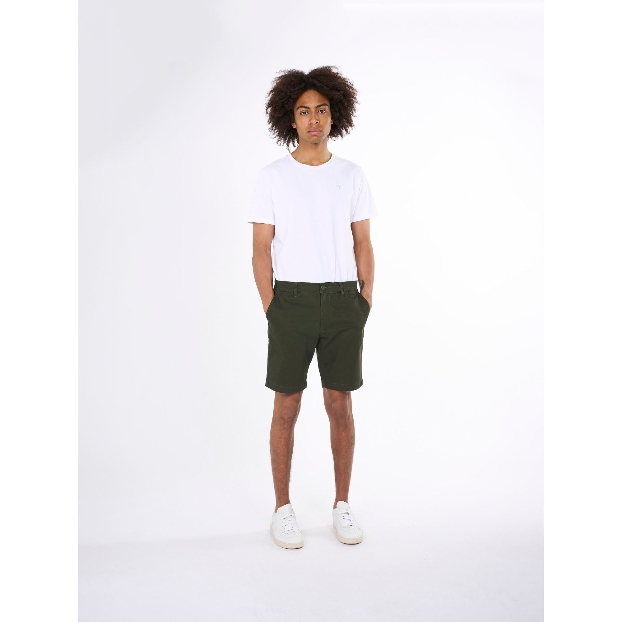 Shorts STRETCHED TWILL aus Bio-Baumwolle