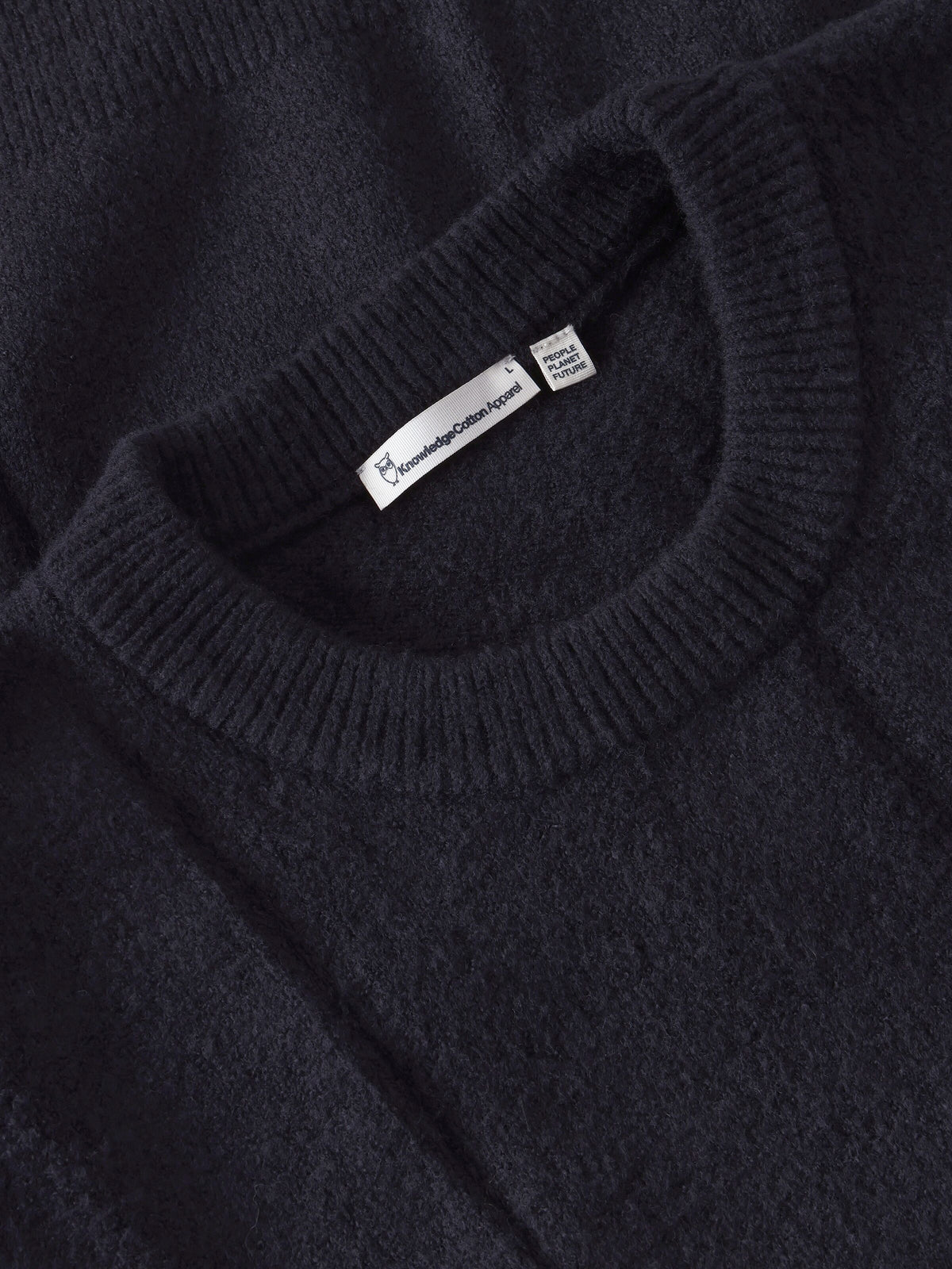 Strickpullover aus Soufflé-Garn aus recyeltem Polyester