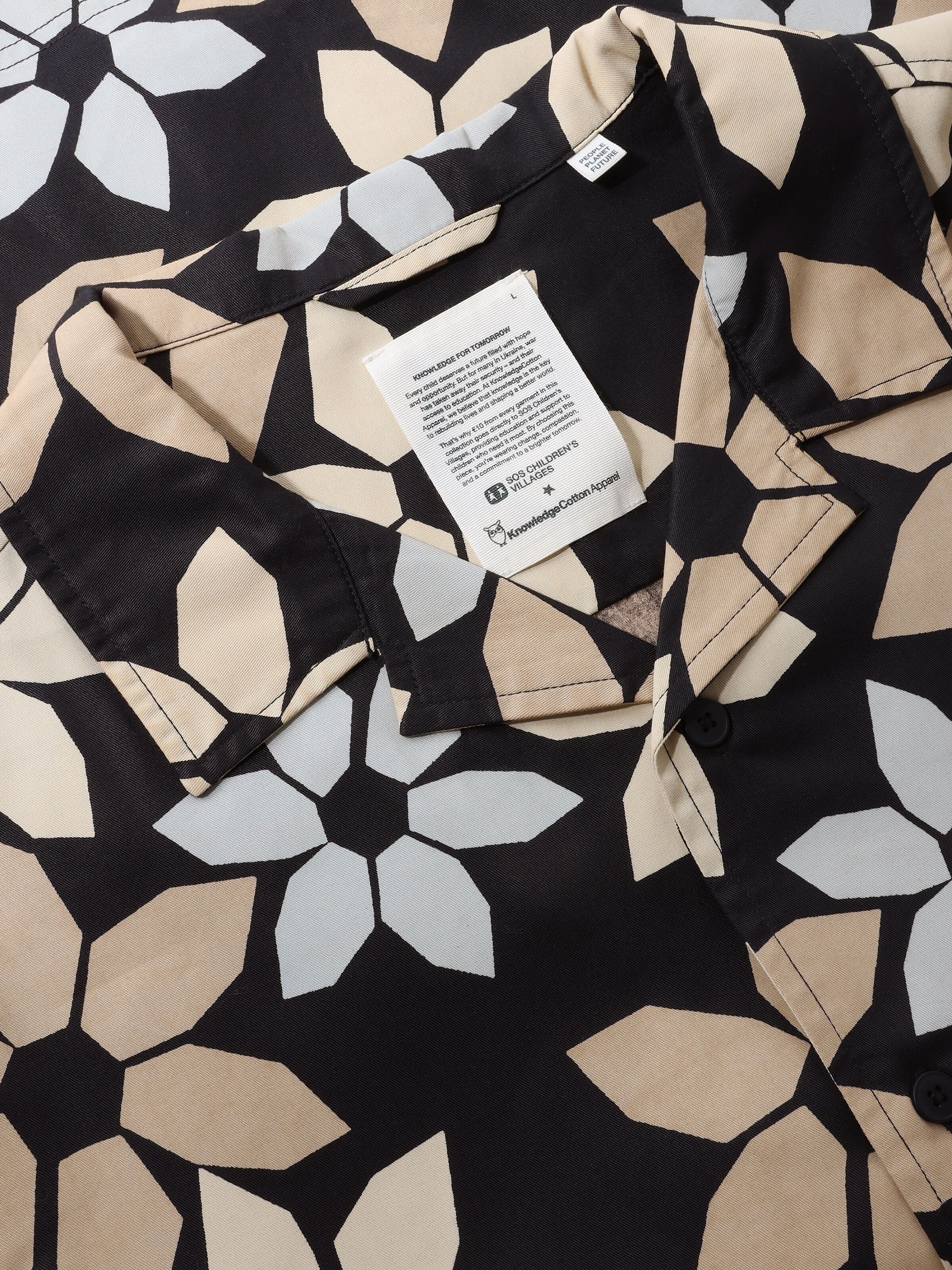 Kurzärmeliges Hemd mit Blumenprint aus Tencel