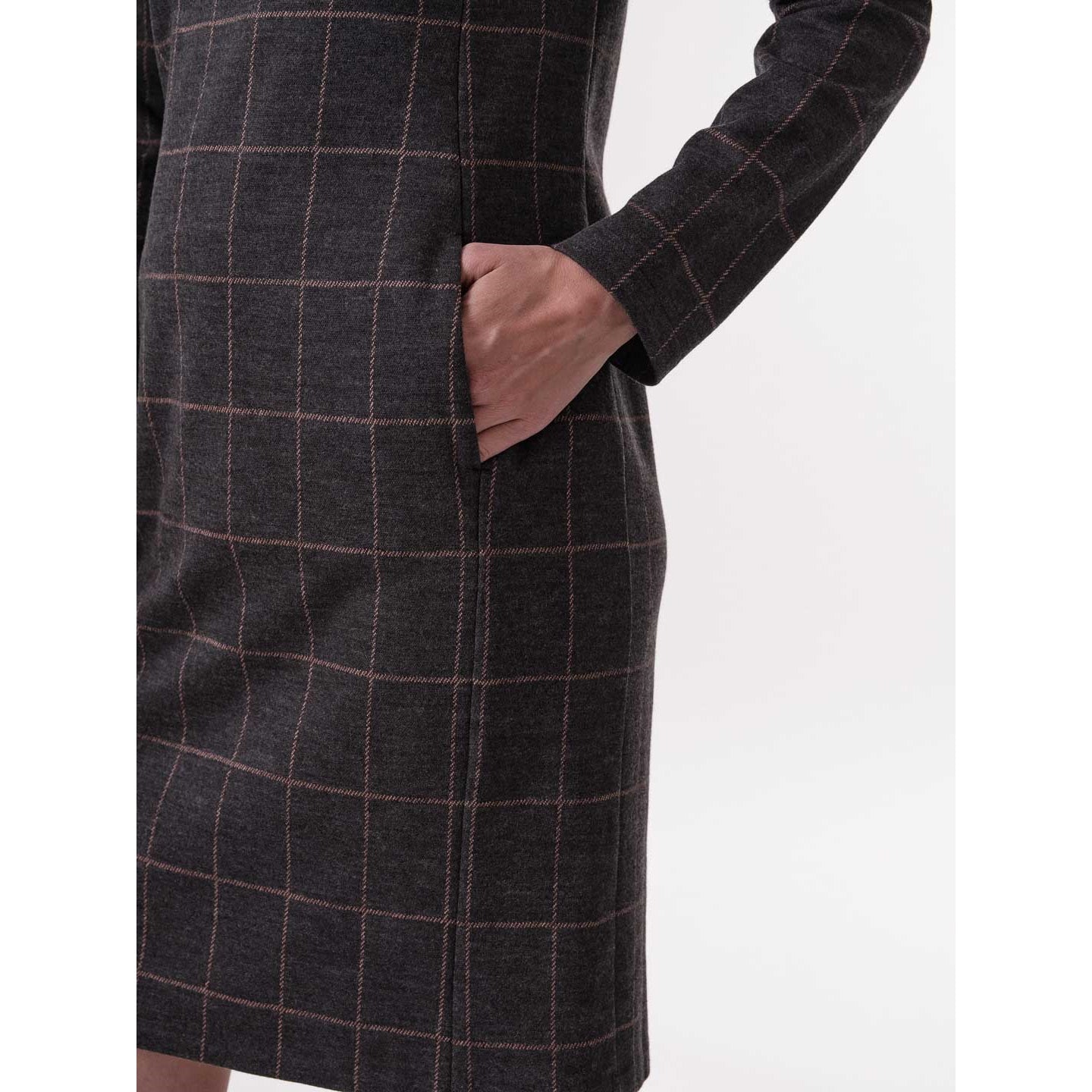Karo-Kleid aus Bio-Baumwolle und Bio-Schurwolle mit recyceltem Polyester