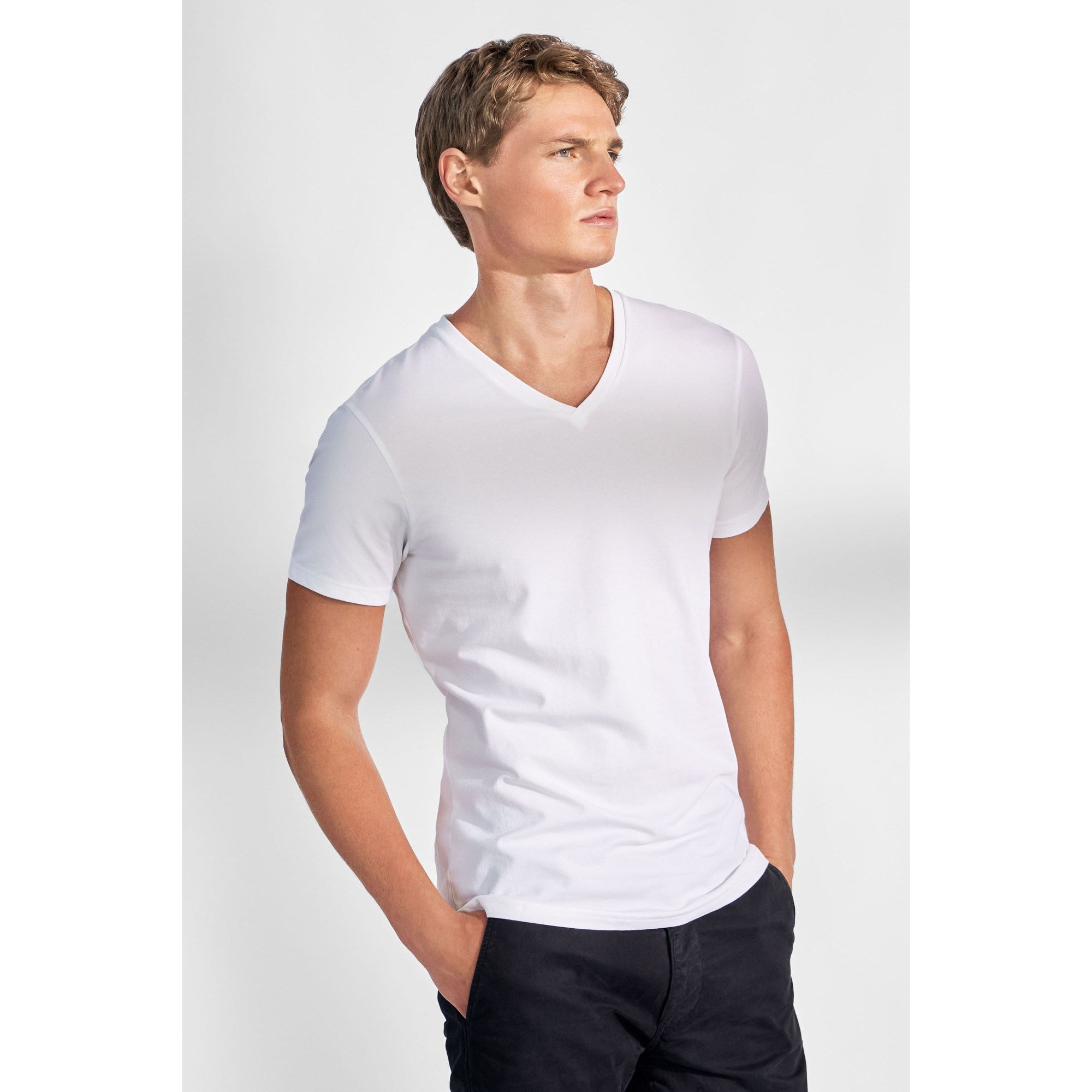 2-Pack T-Shirts V-NECK aus Bio-Baumwolle
