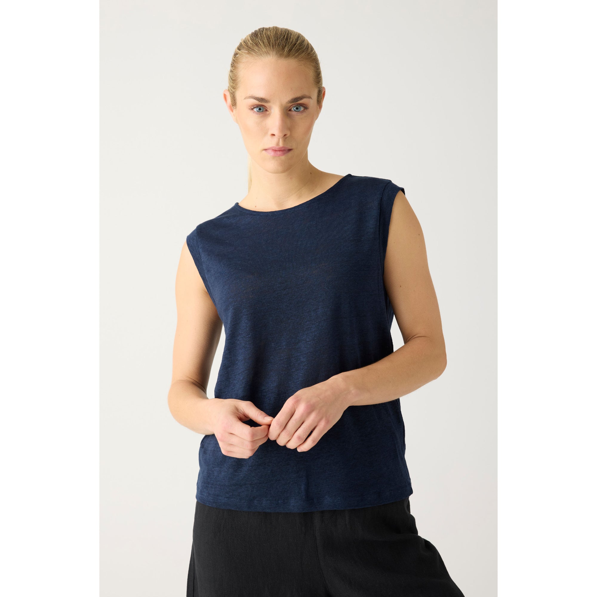 T-Shirt LOOSE FOLD UP aus Bio-Leinen