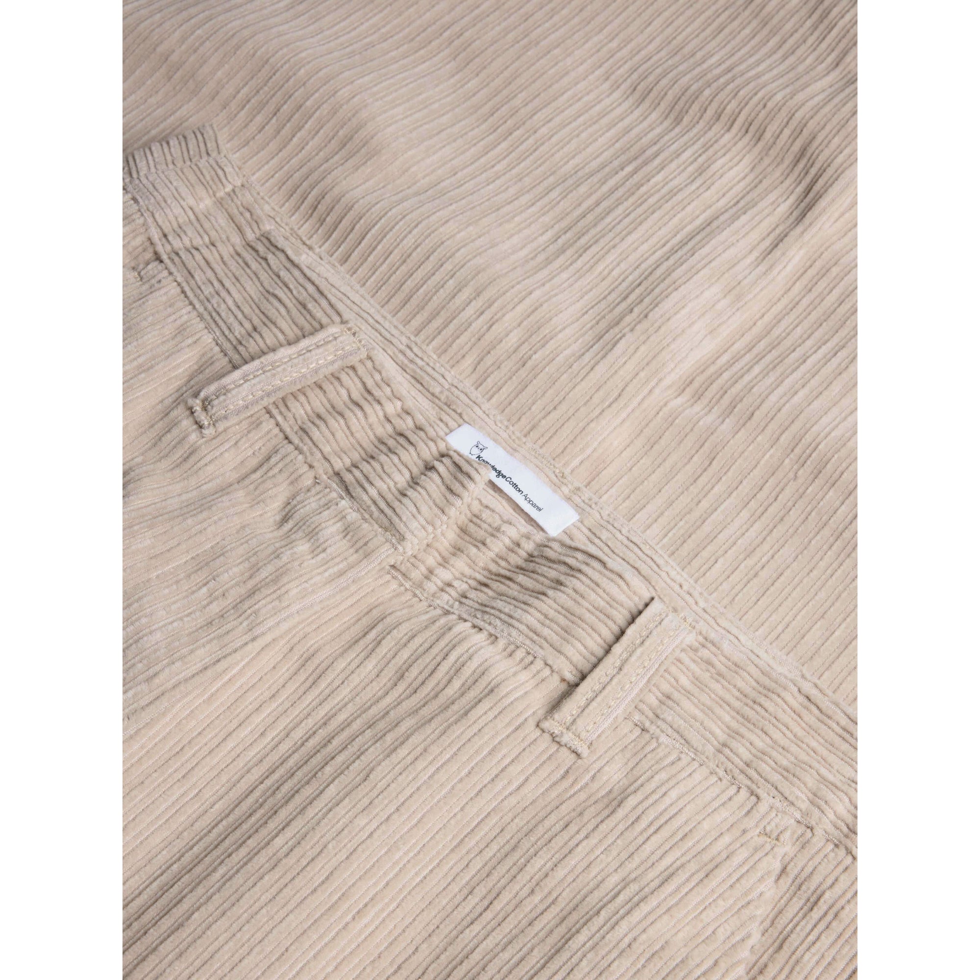 Cordhose POSEY Wide High-Rise aus Bio-Baumwolle