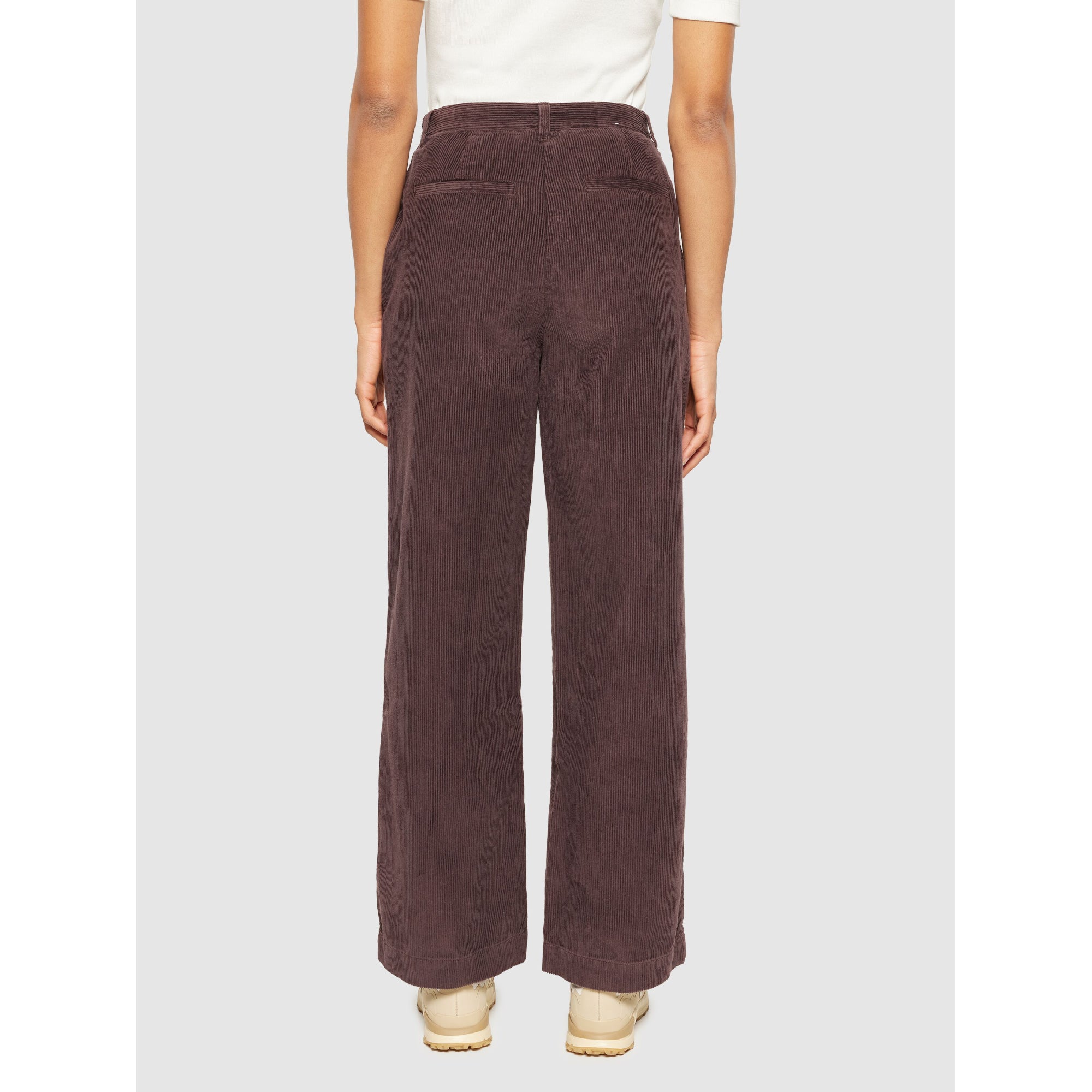 Cordhose POSEY Wide High-Rise aus Bio-Baumwolle
