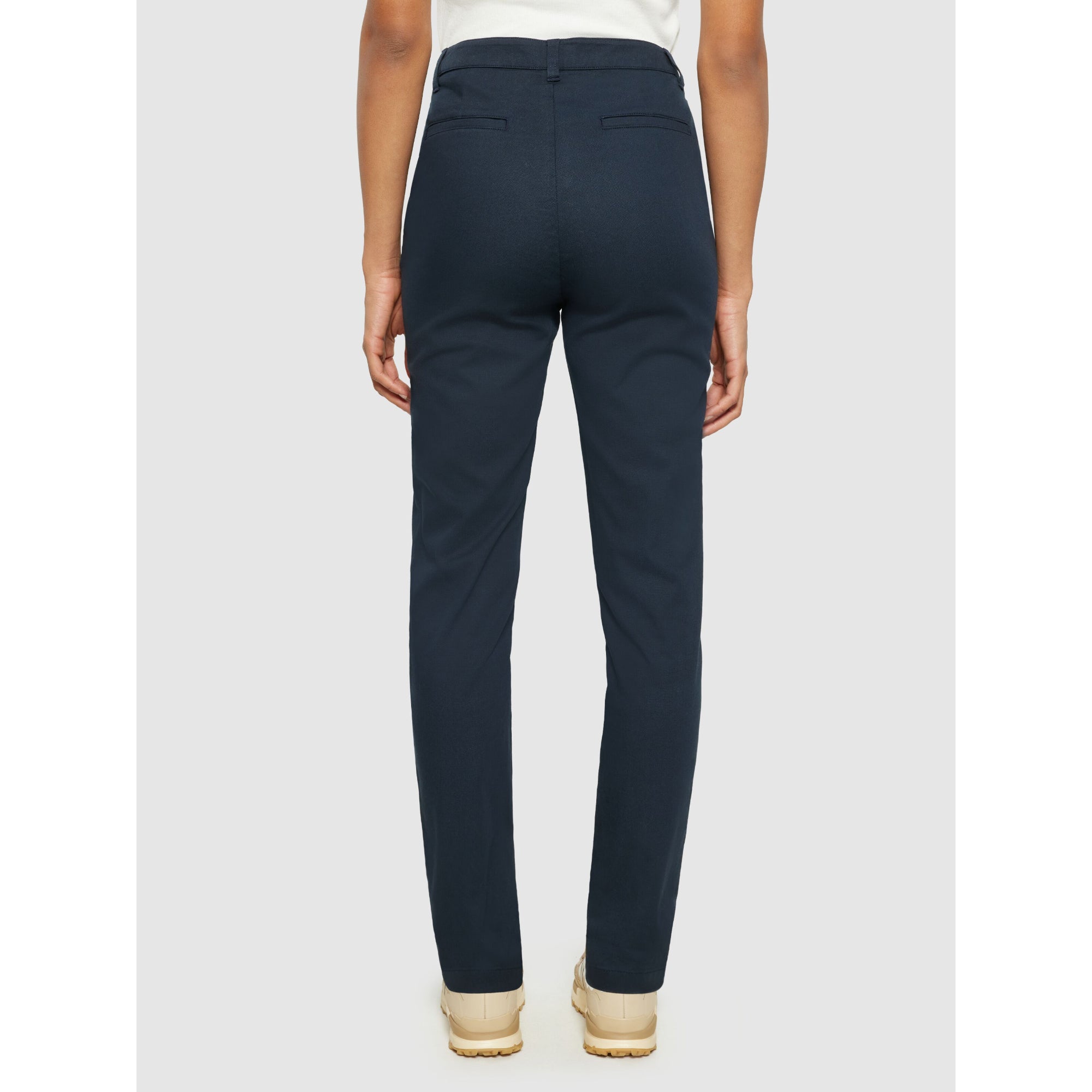 IRIS Mom-Fit Mid-Rise Canvas Pique Chino - GOTS/Vegan