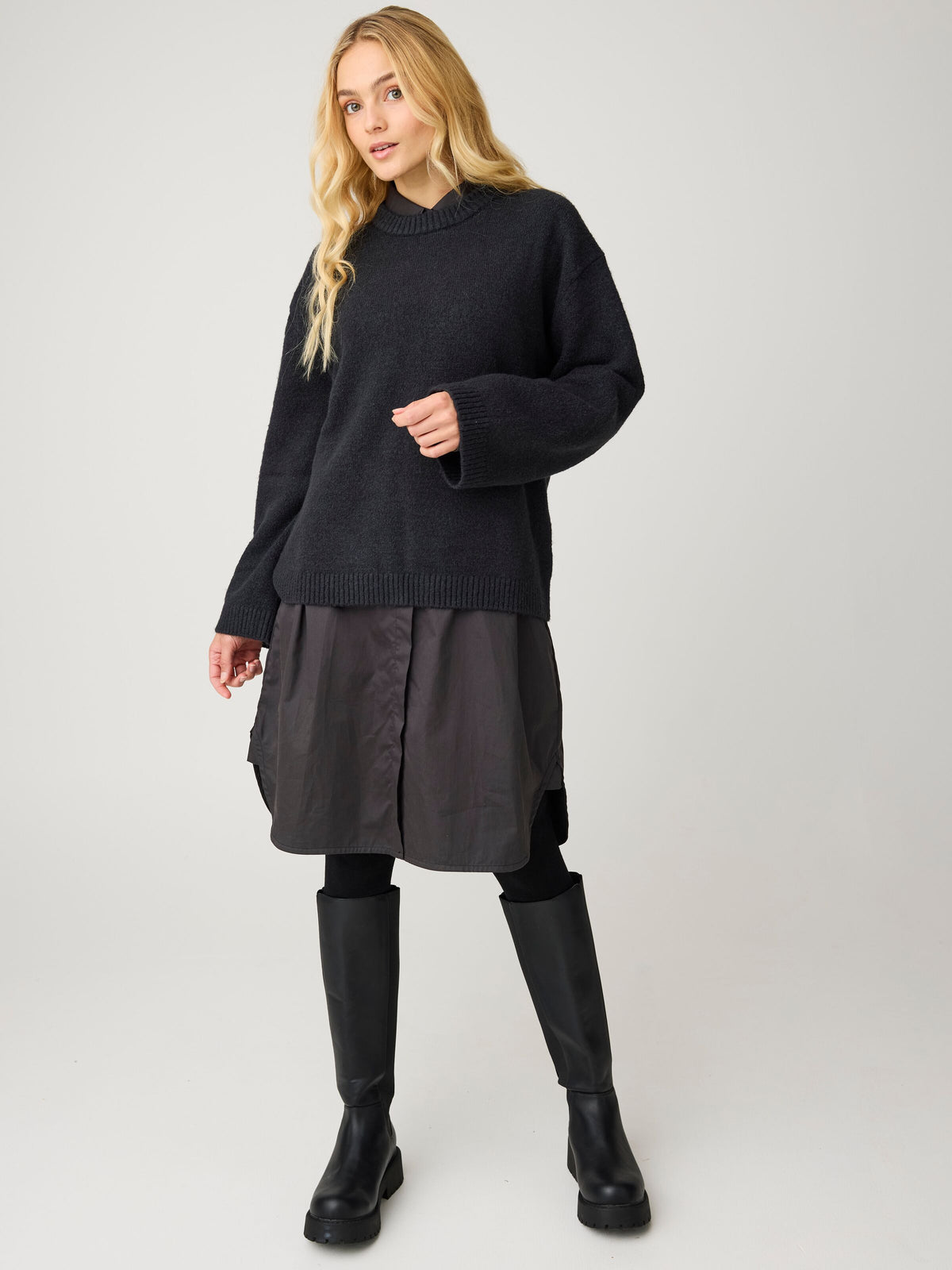 Soufflé Strickpullover mit Rundhalsausschnitt - Relaxed Fit - aus recyceltem Polyester
