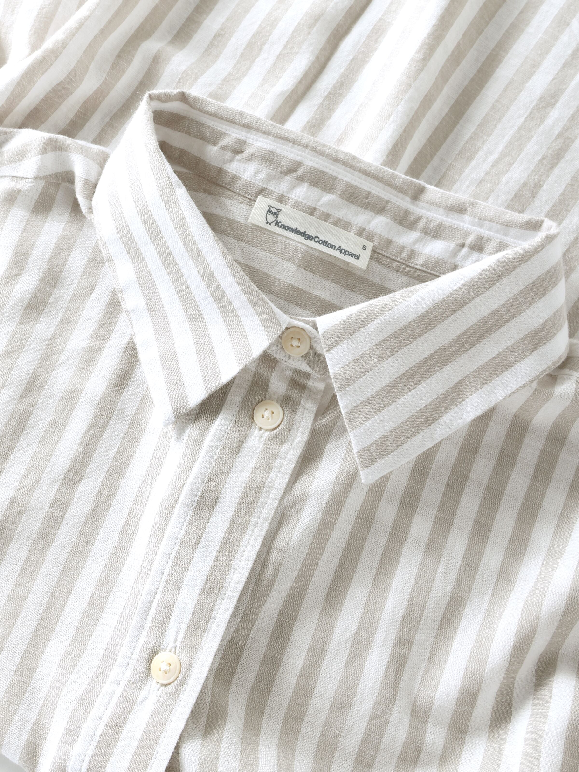 Lockere gestreifte Bluse aus Bio-Baumwolle