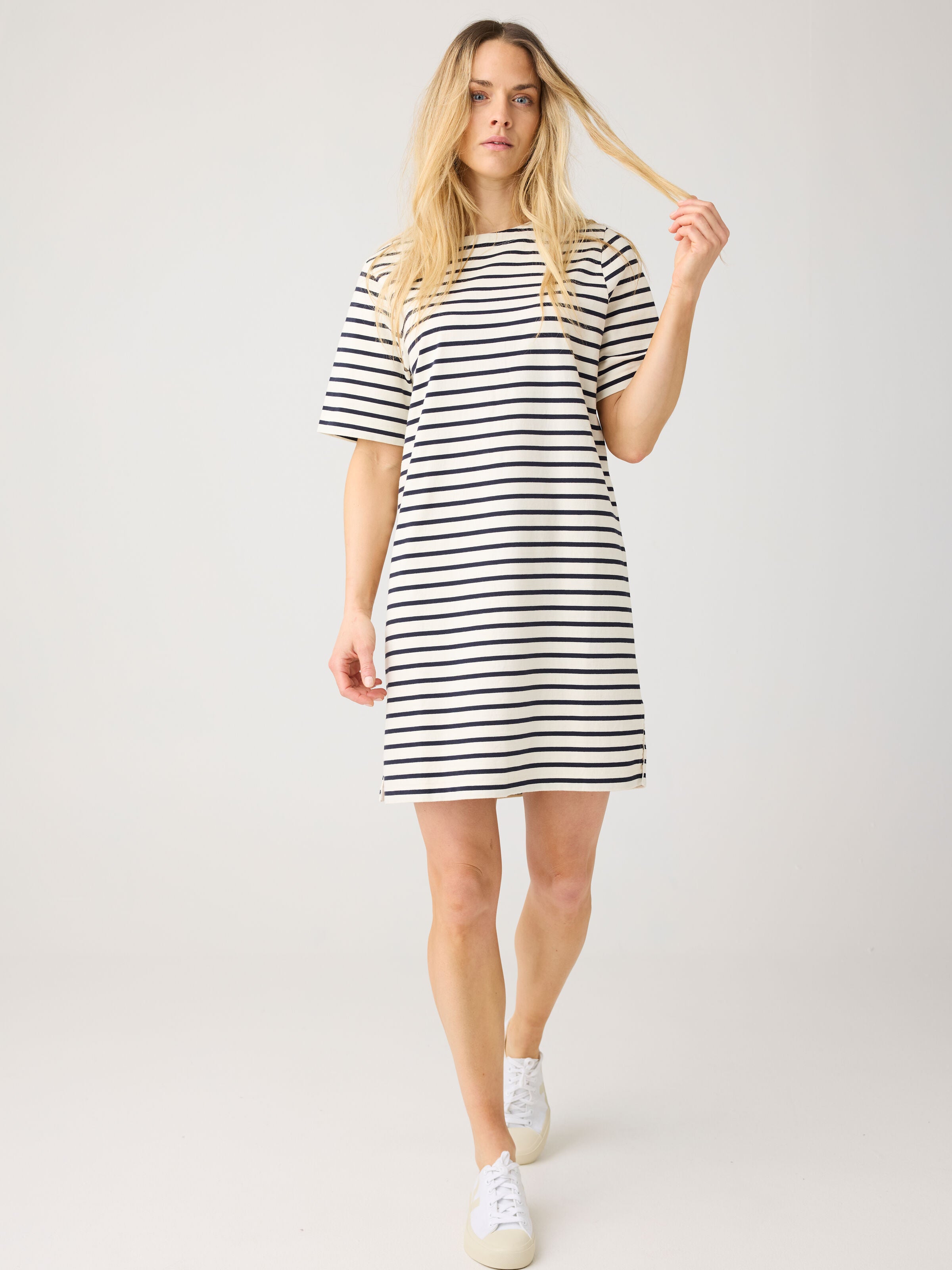 T-Shirt-Kleid mit Streifen aus Bio-Baumwolle