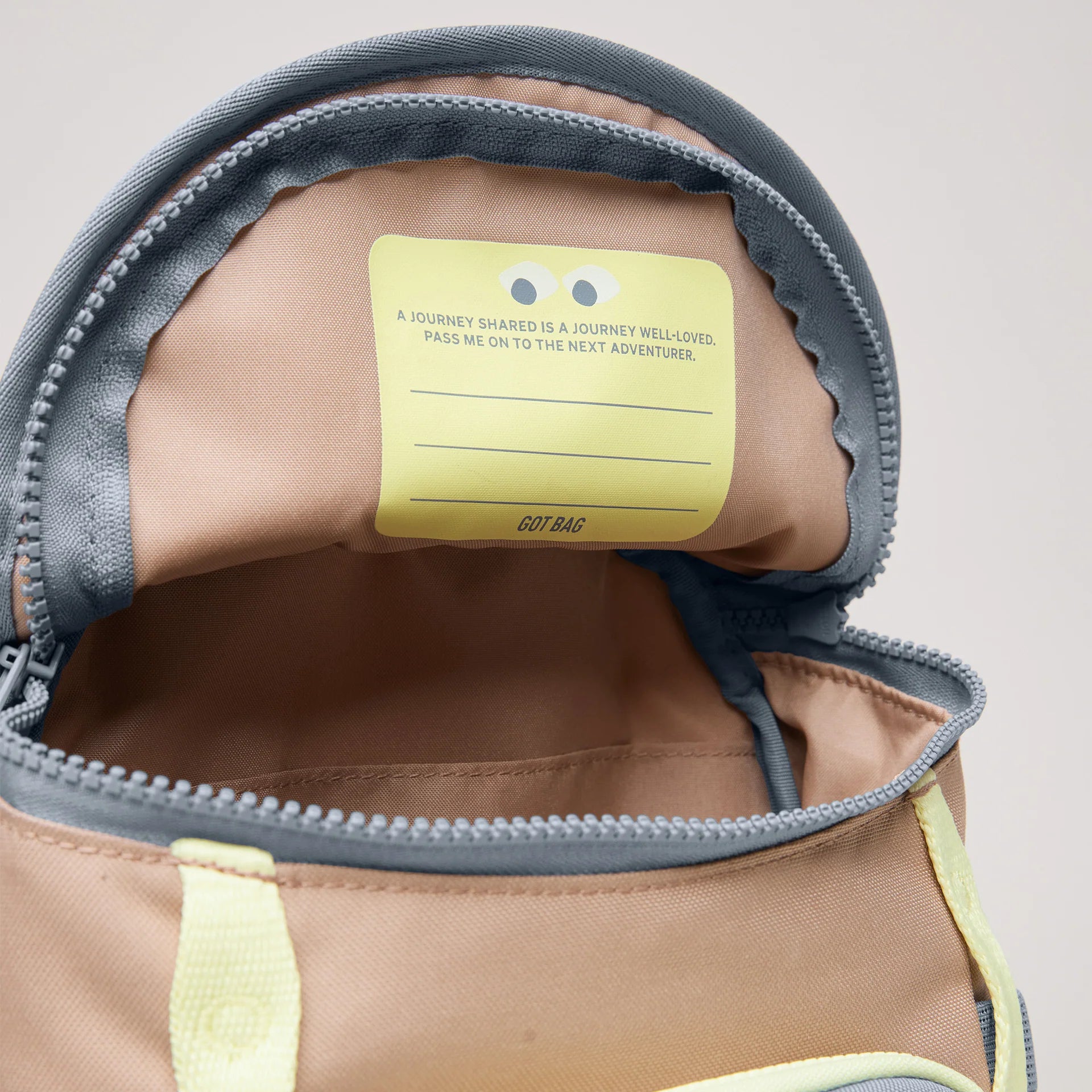 KIDS ADVENTURE DAYPACK mit recyceltem Ocean Impact Plastic