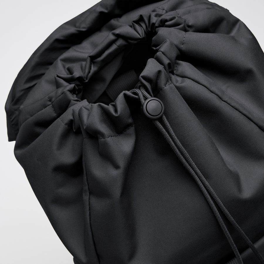 Flap Pack LARGE Rucksack mit Laptopfach aus RE:PET