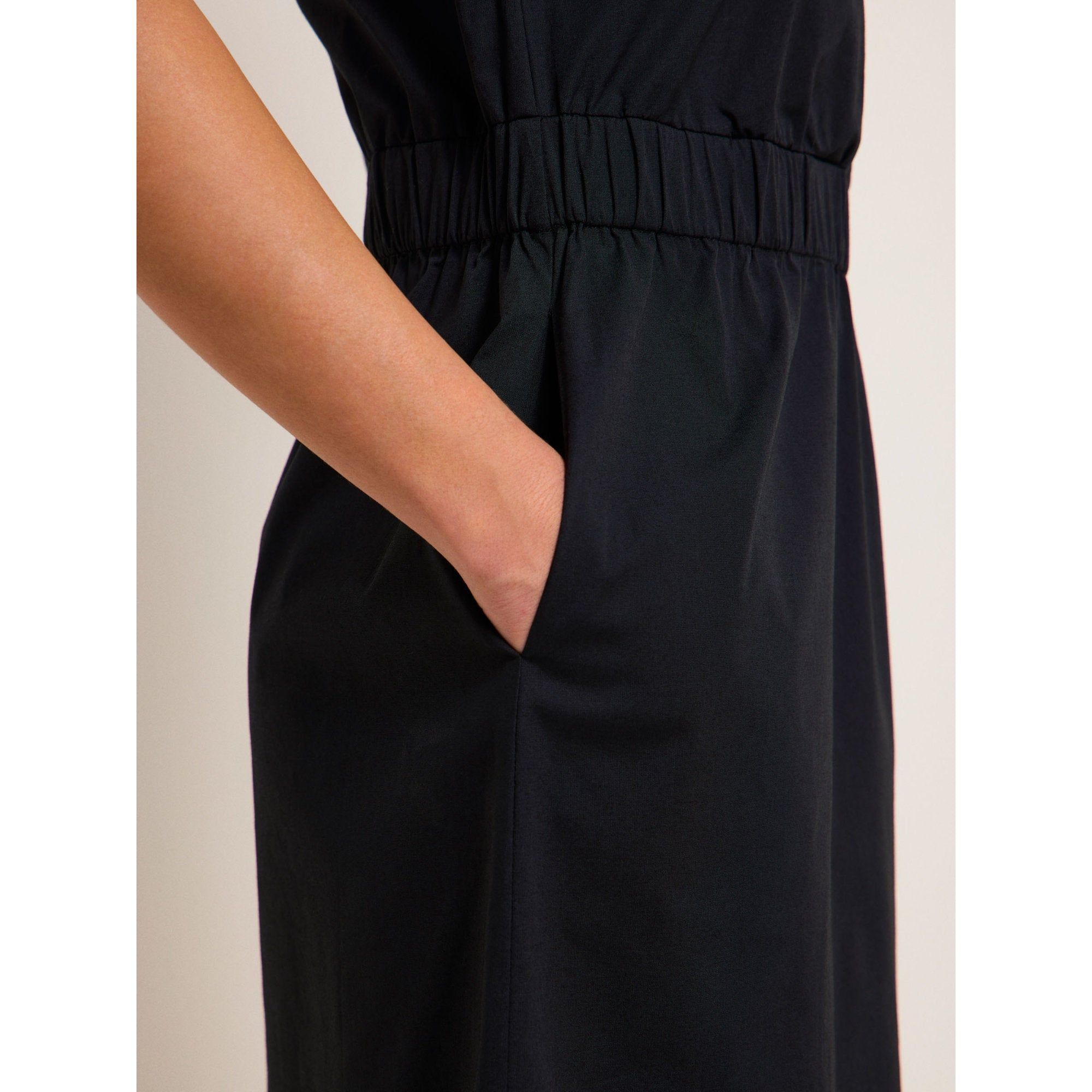 Kleid mit Stehkragen aus Bio-Baumwolle