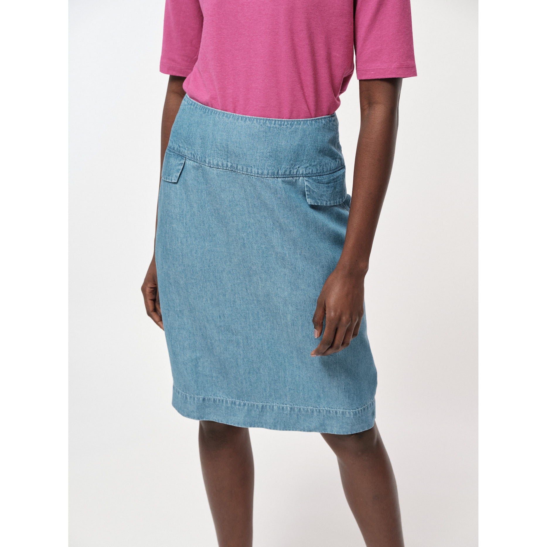 Rock aus TENCEL™ mit Leinen