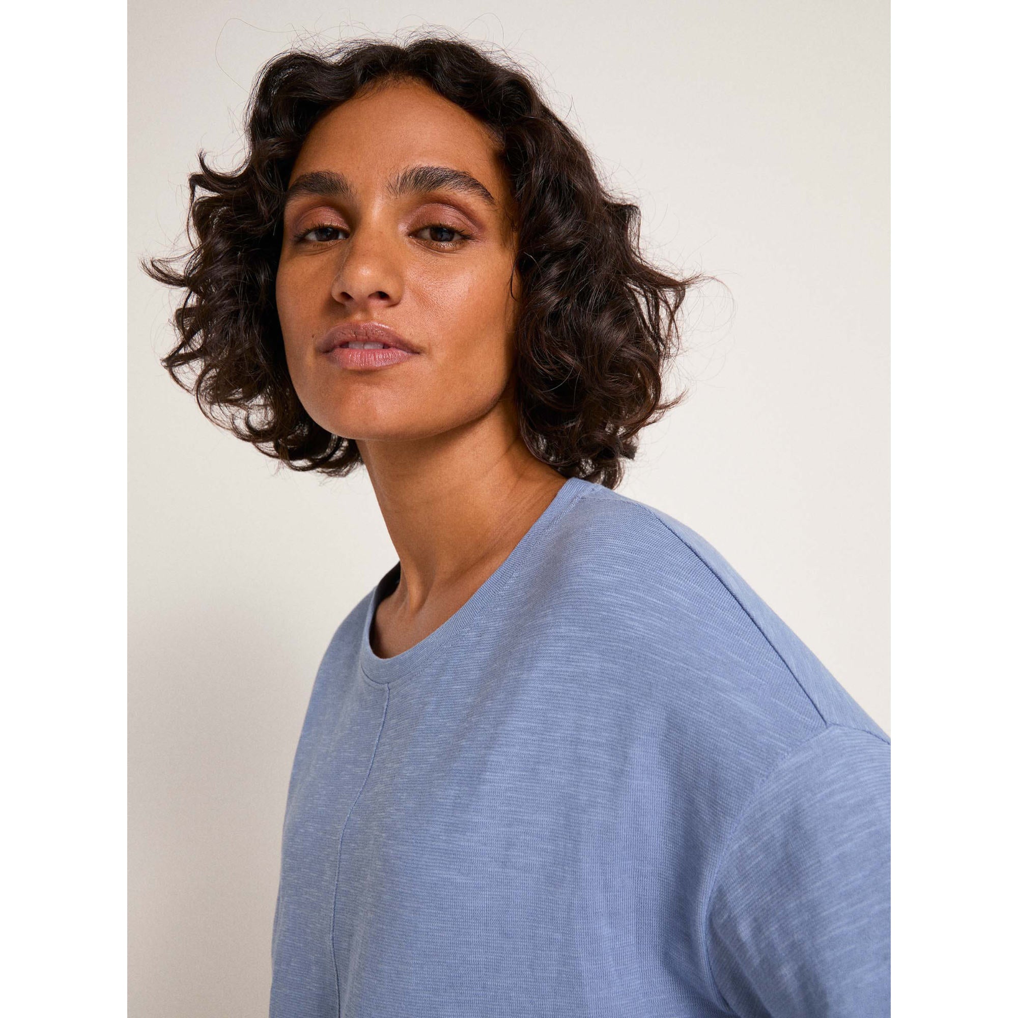 Rundhalsshirt LOOSE FIT aus Bio-Baumwolle