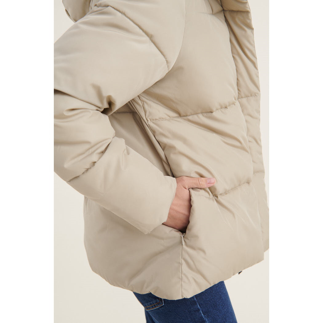 Kurze Pufferjacke DAGMAR aus recyceltem Polyester