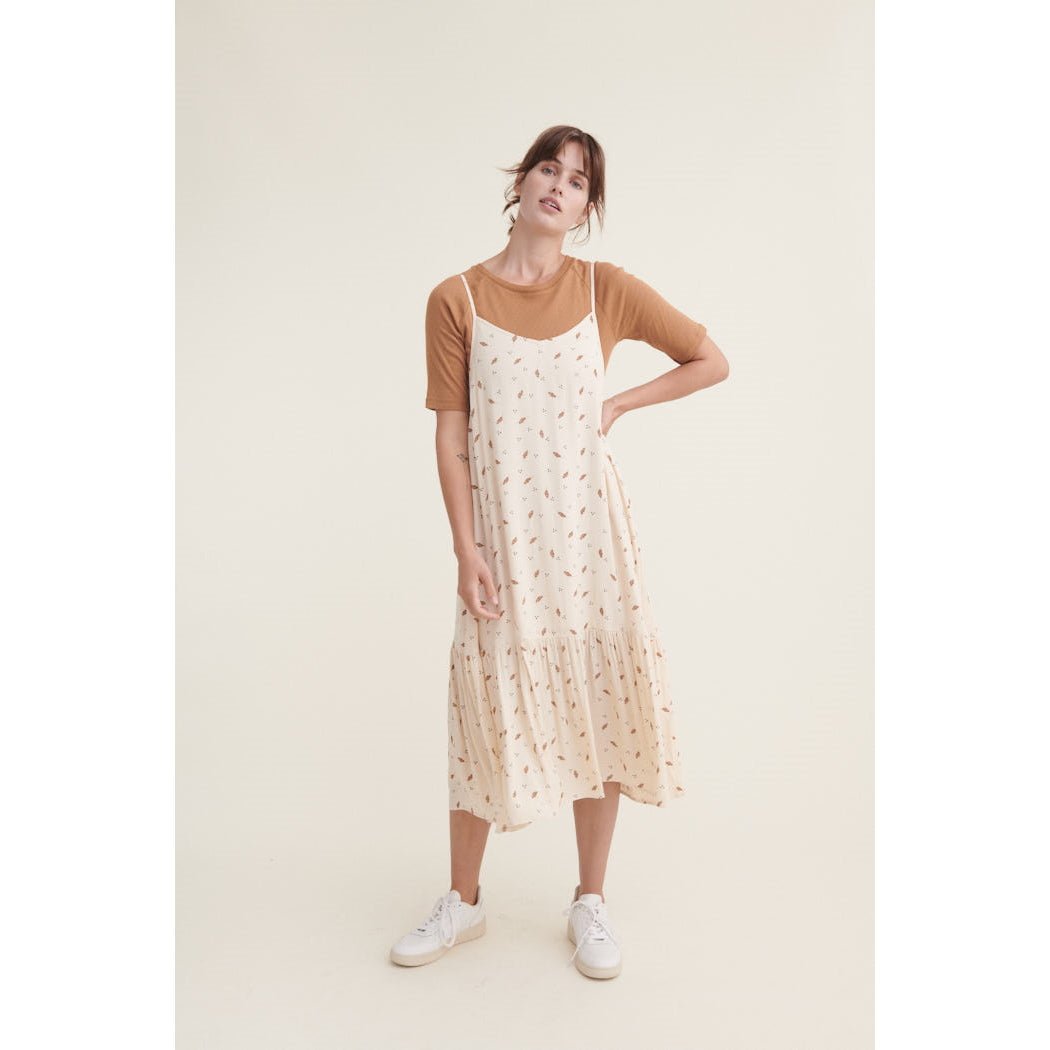 Kleid NEDEL mit feinem Blätterprint