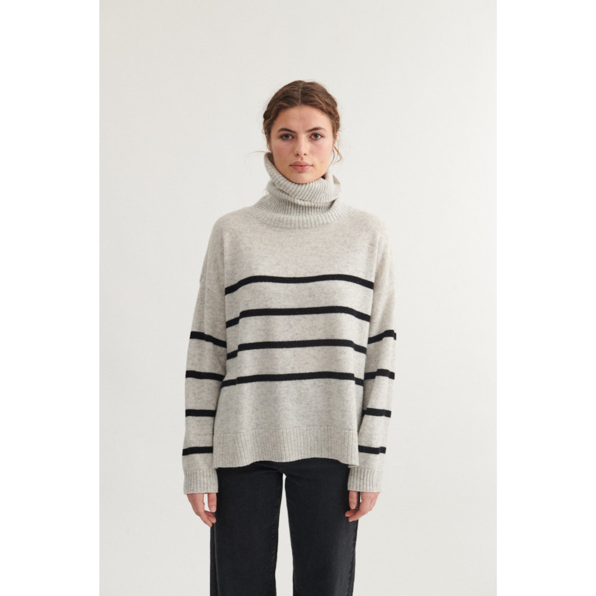 Gestreifter Pullover LISE mit Rundhals aus recycelter Wolle