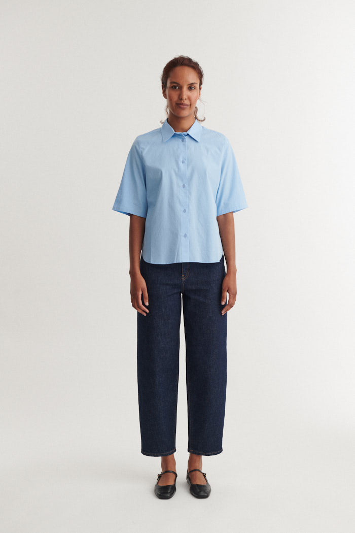 Kurzarm Bluse SILJE mit Knöpfen aus Bio-Baumwolle