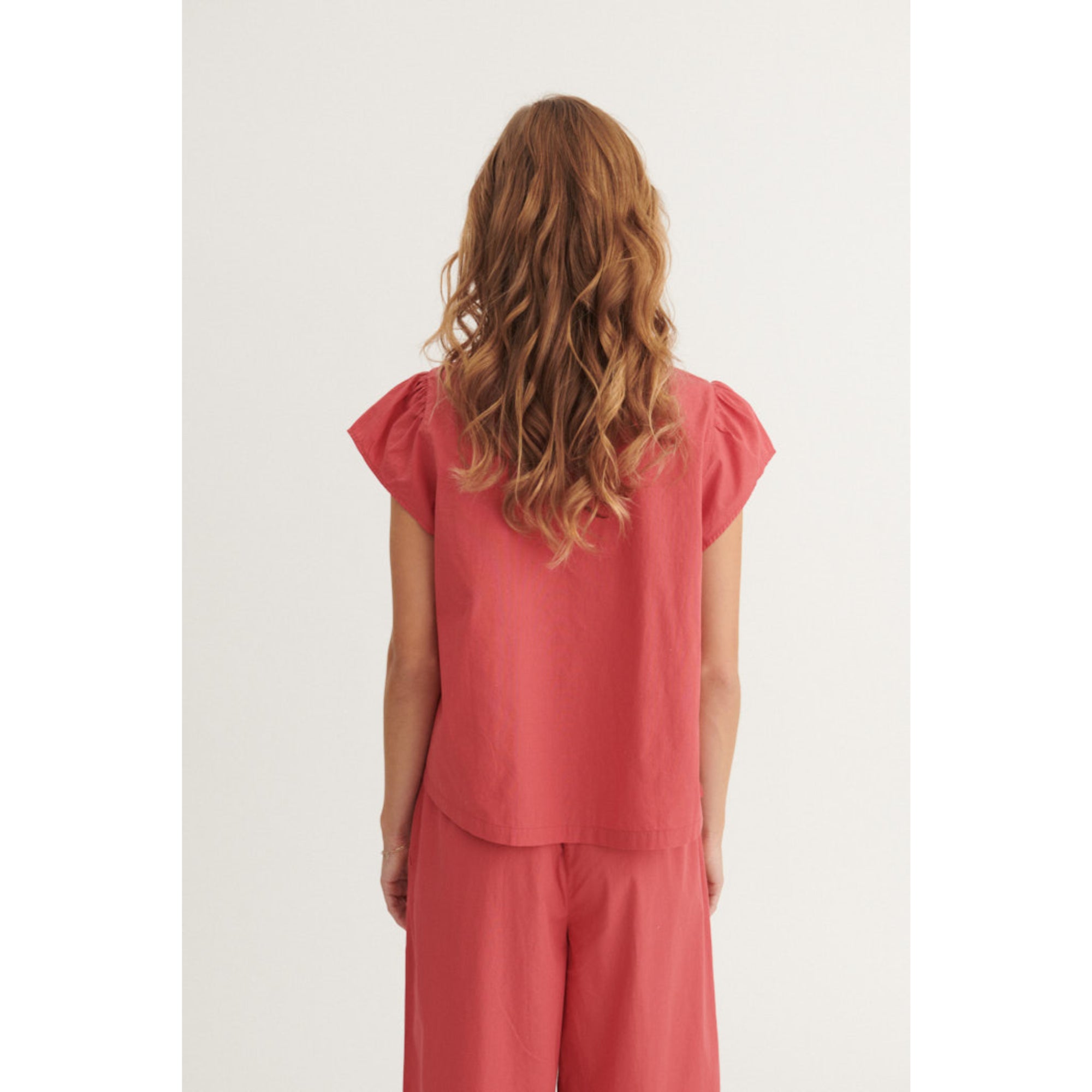 Kurzarm Shirt SILJE Bluse aus Bio-Baumwolle