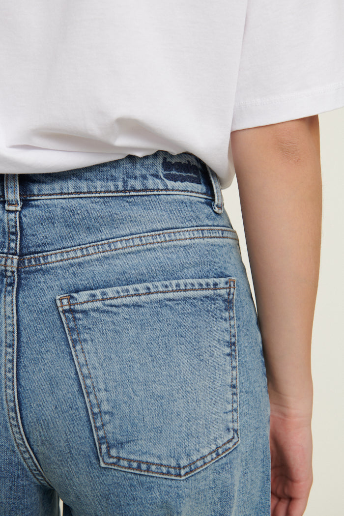 EA Jeans aus Bio-Baumwolle