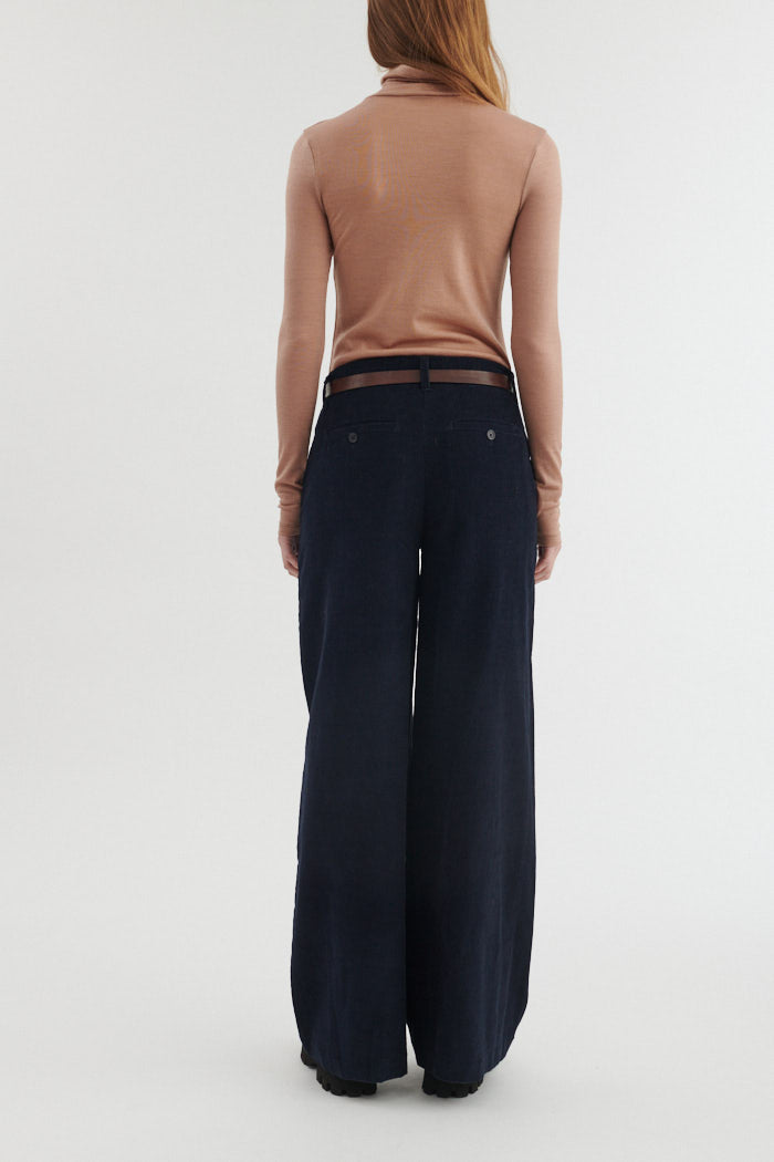 Cordhose MILLU mit weitem Bein aus Bio-Baumwolle