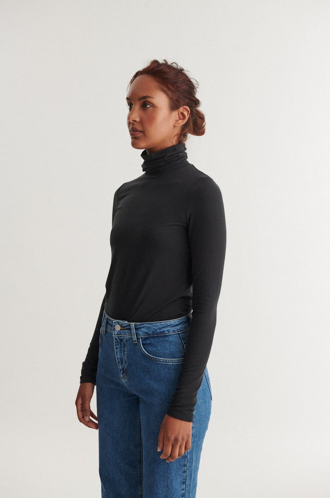 Rollkragenshirt JOLINE aus Tencel™