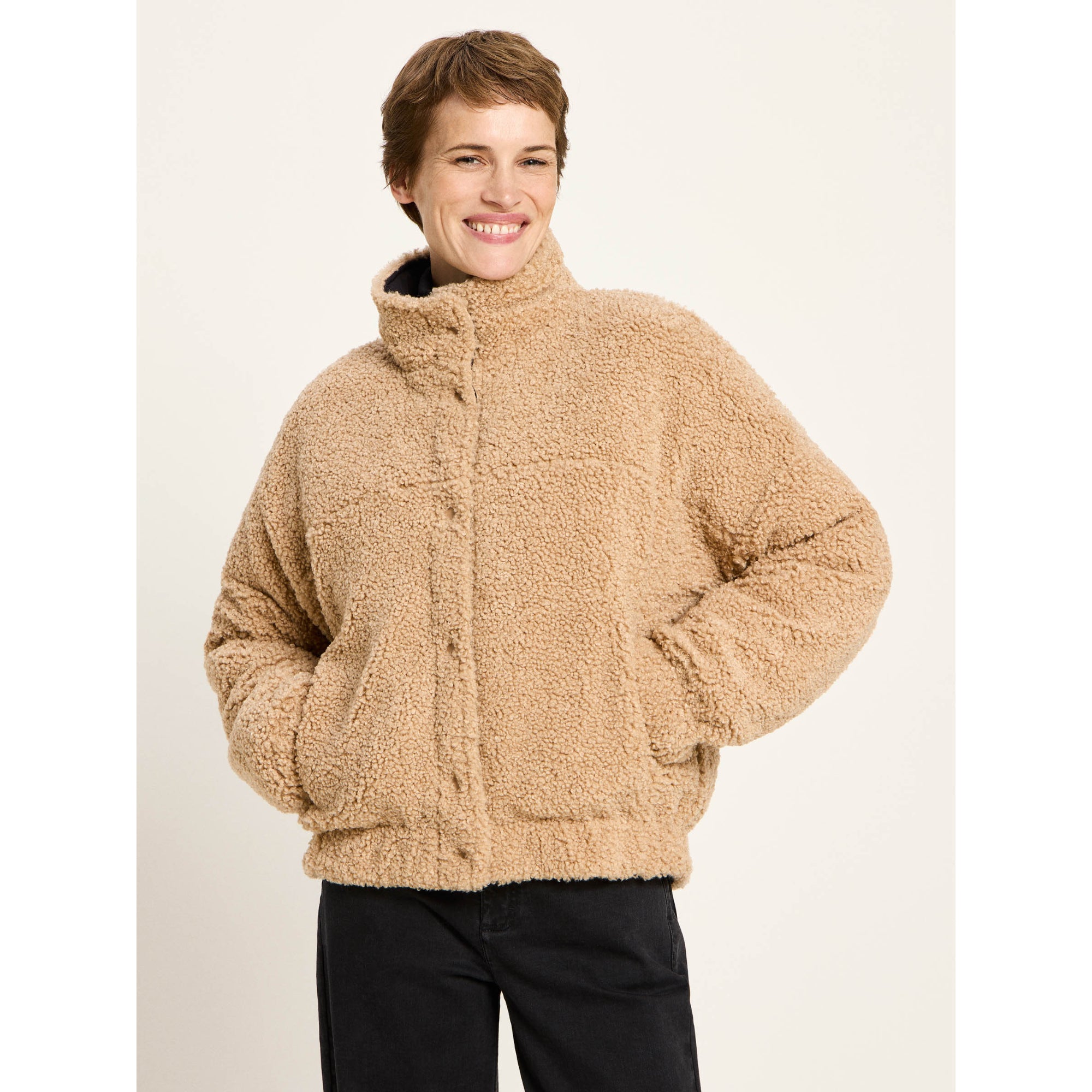 Wendejacke aus recyceltem Material GRS