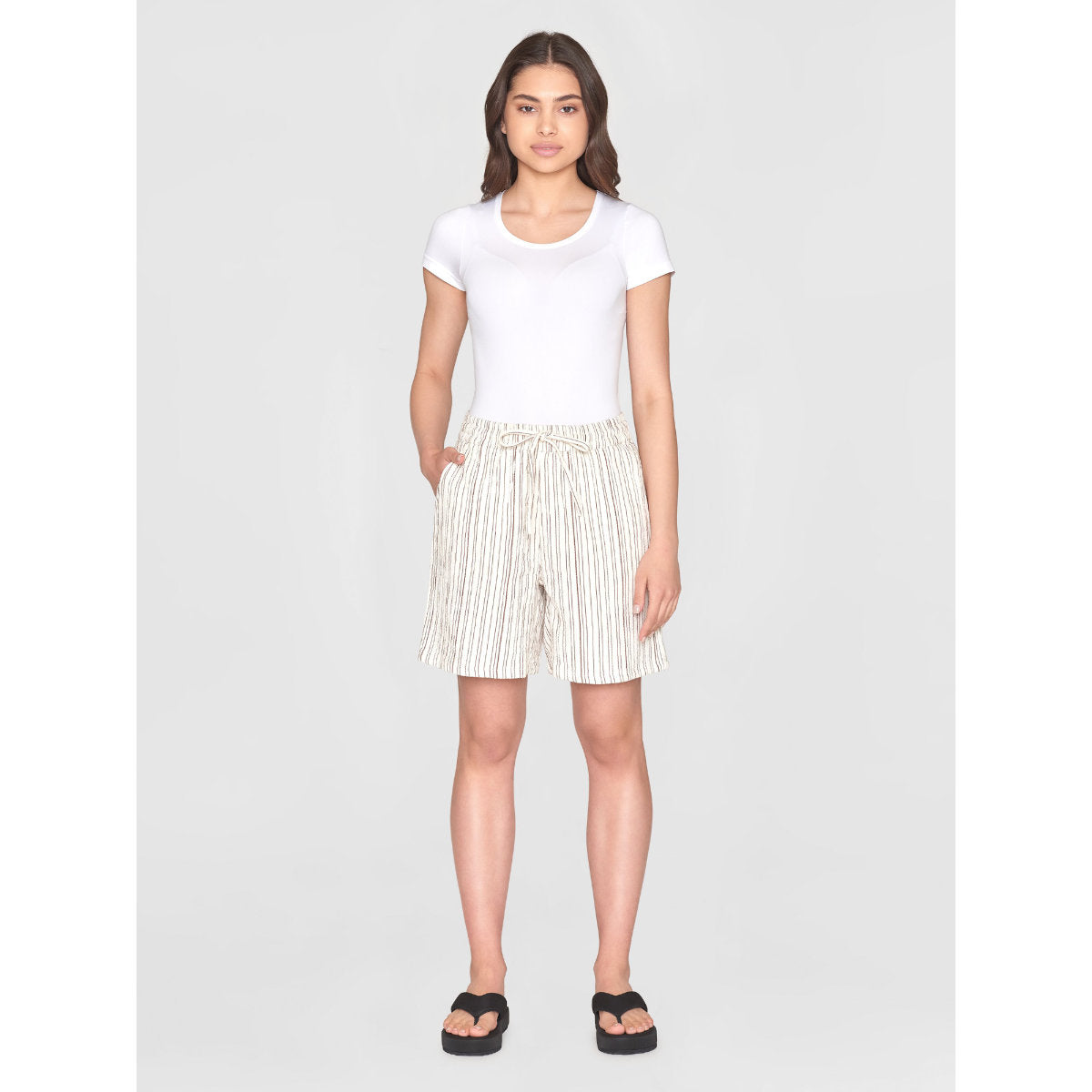 Shorts STRIPED POSEY aus Bio-Baumwolle