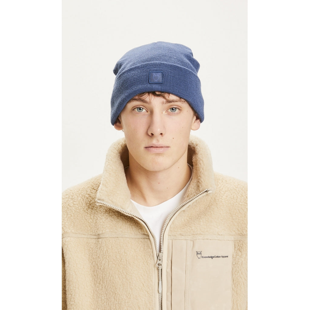Strickmütze LEAF aus recyceltem Post-Consumer-Polyester