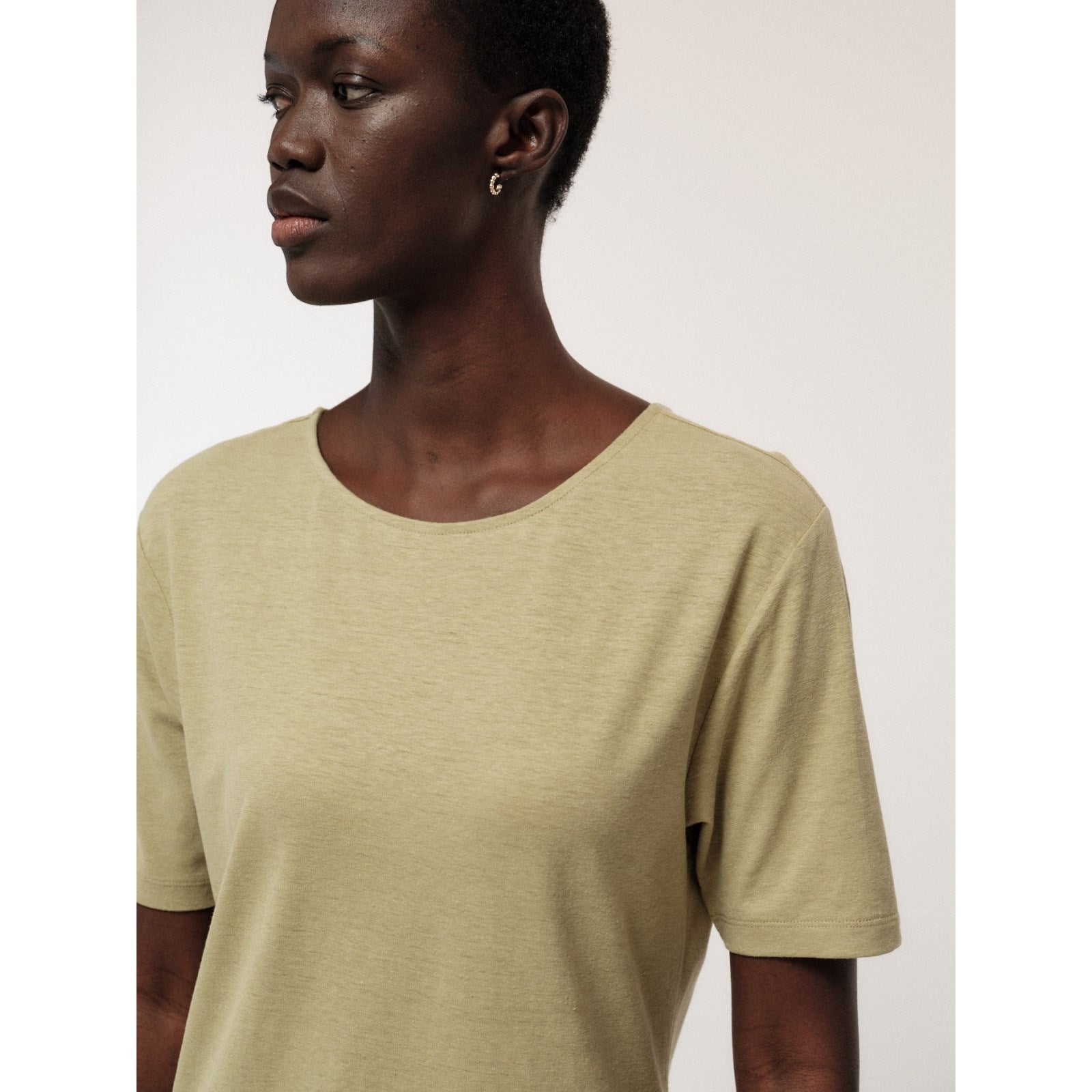Kleid mit Rückenausschnitt aus Hanf und Bio-Baumwolle