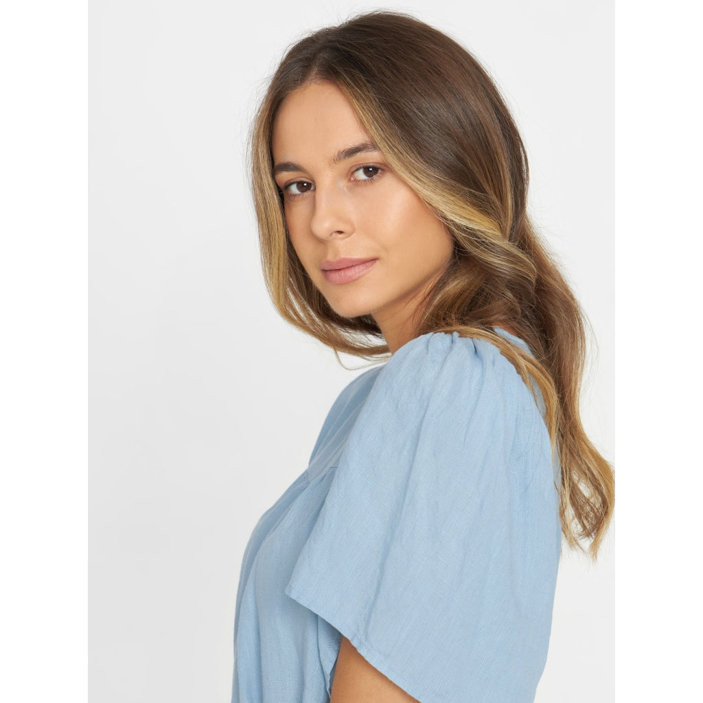 Kleid mit Bindegurt aus Bio-Leinen