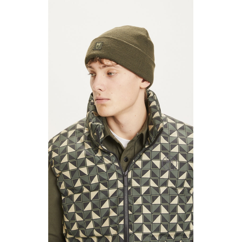 Strickmütze LEAF aus recyceltem Post-Consumer-Polyester