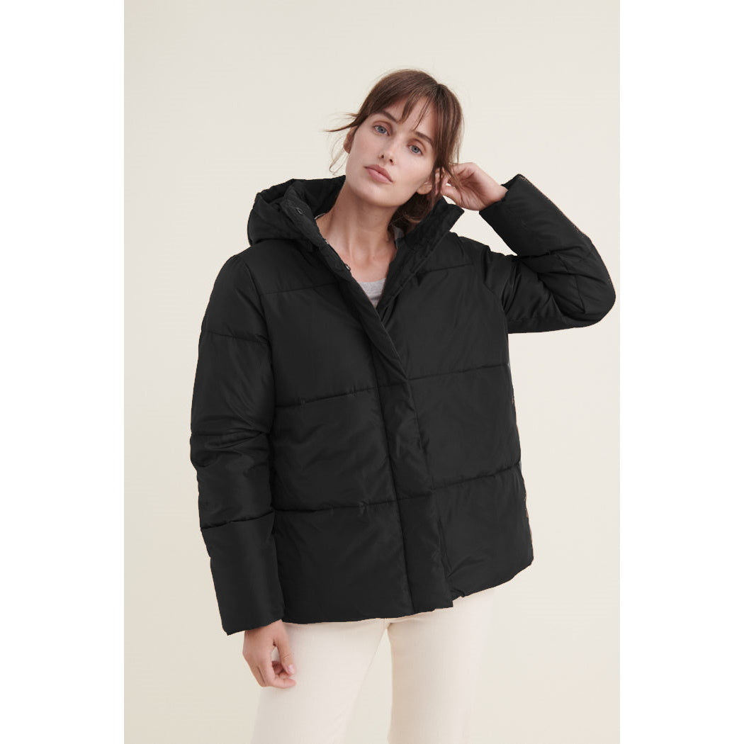 Kurze Pufferjacke DAGMAR aus recyceltem Polyester