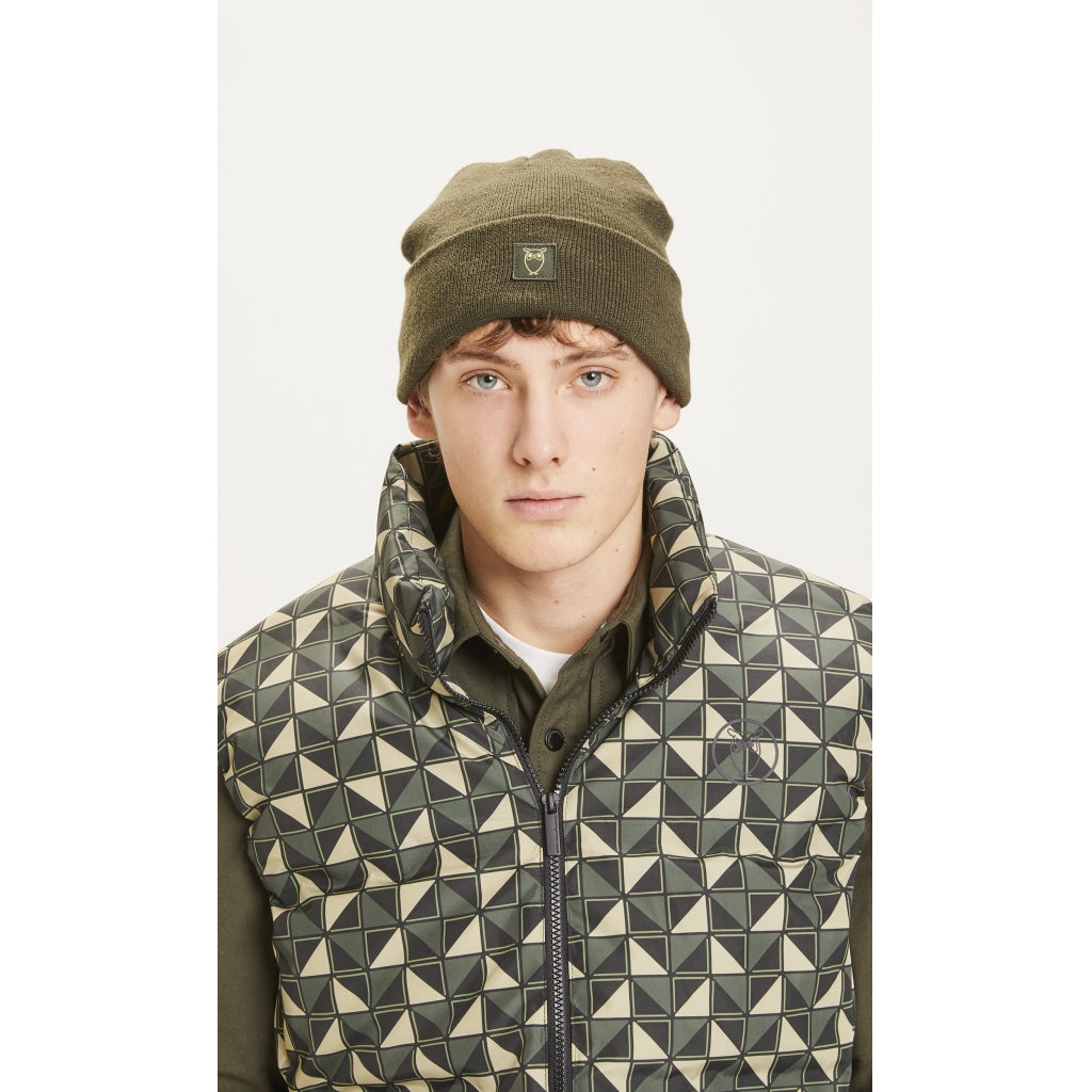Strickmütze LEAF aus recyceltem Post-Consumer-Polyester