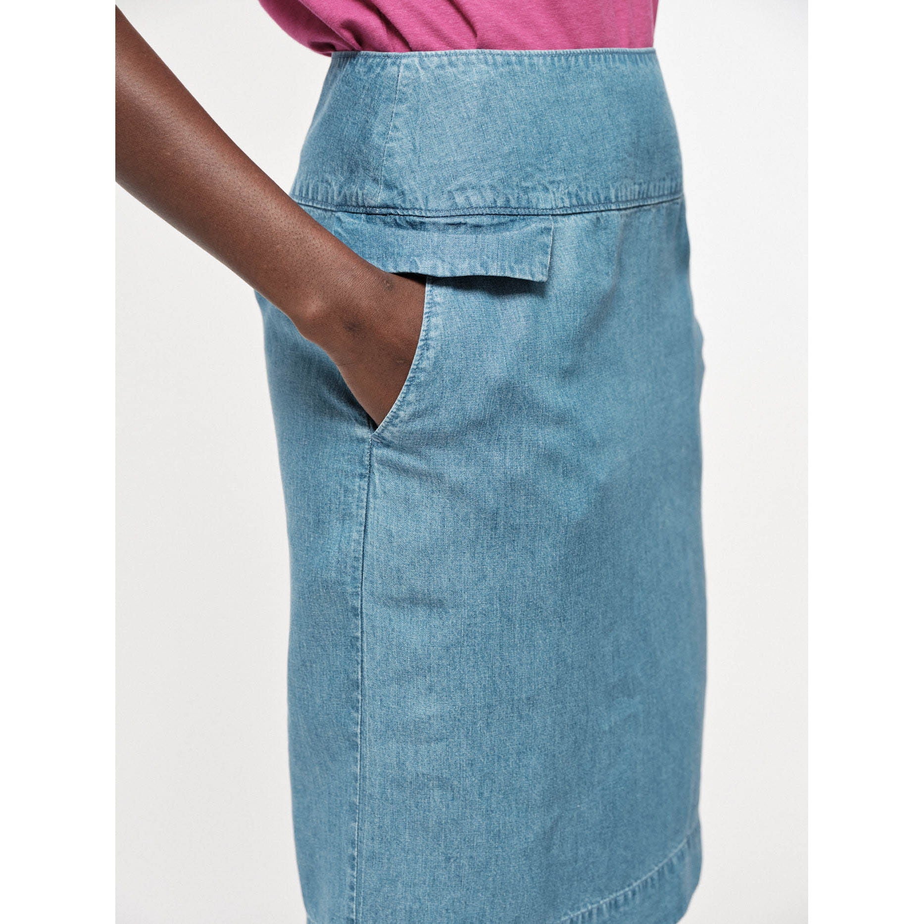 Rock aus TENCEL™ mit Leinen
