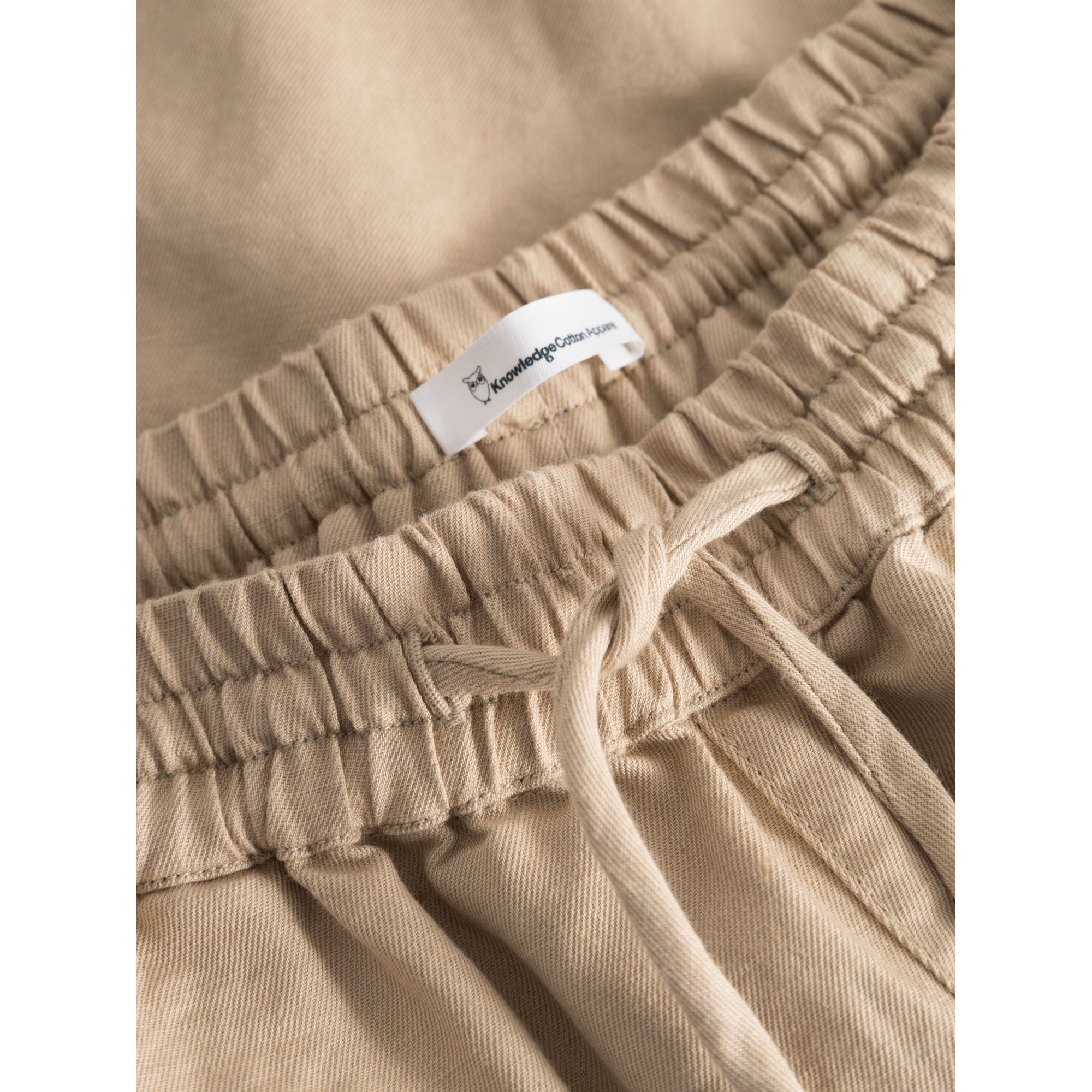 Shorts aus Bio-Baumwolle und Bio-Leinen