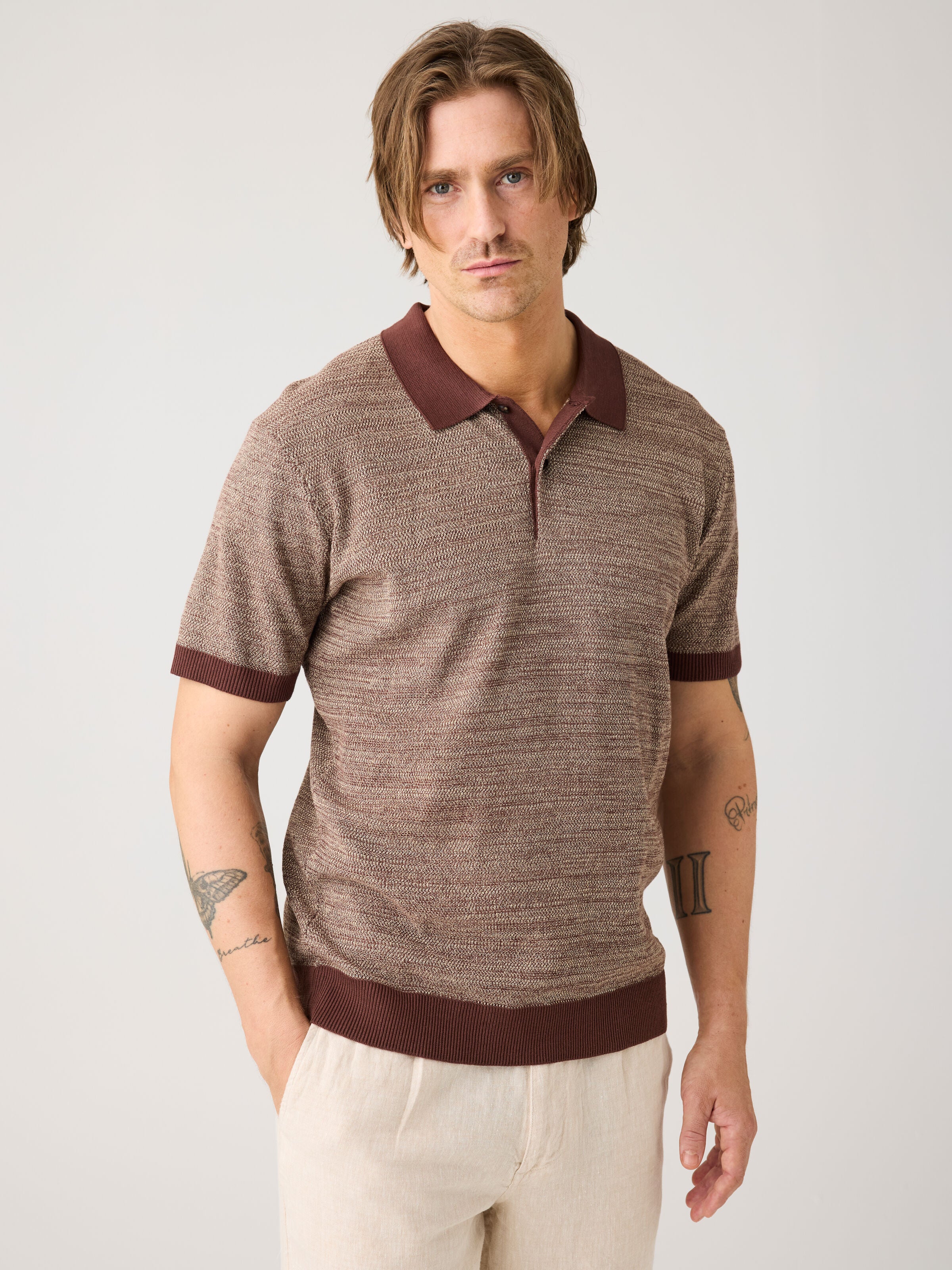 Gestricktes Kurzarm-Poloshirt aus Bio-Baumwolle