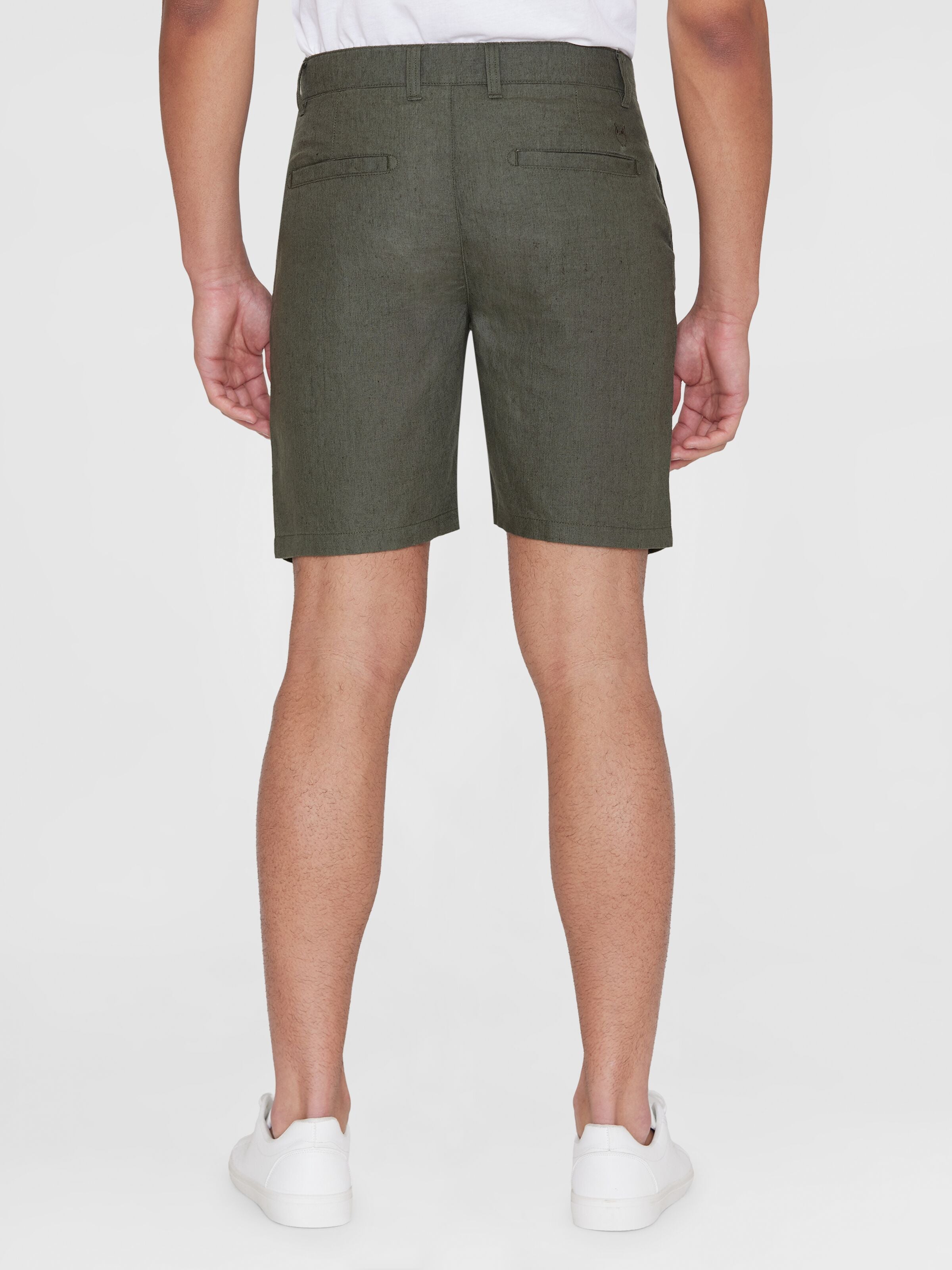 Regular Shorts CHUCK aus Bio-Leinen