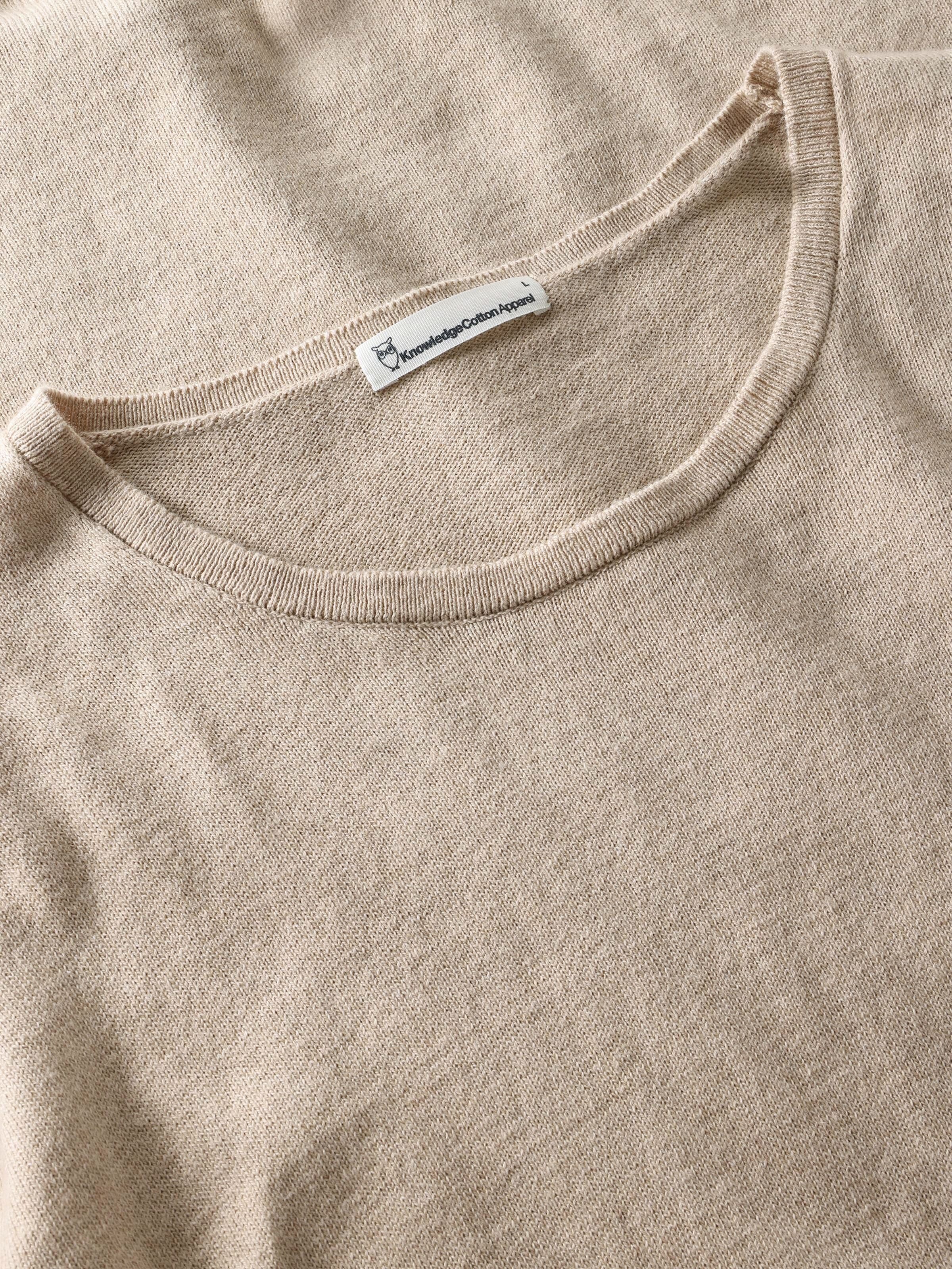 Gestricktes T-Shirt aus Bio-Baumwolle und Kaschmir