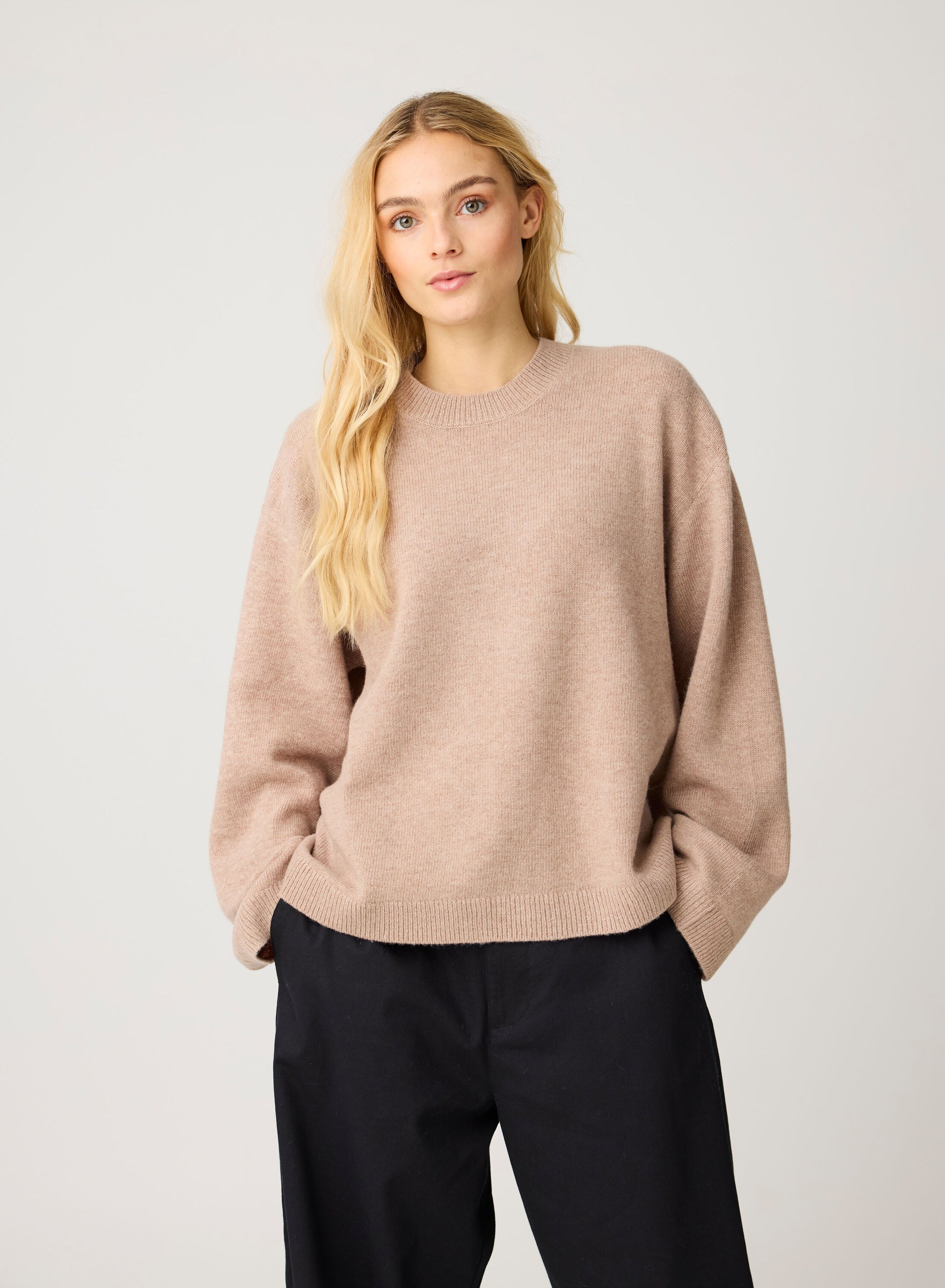 Rundhals-Strickpullover aus Lammwolle (RWS)