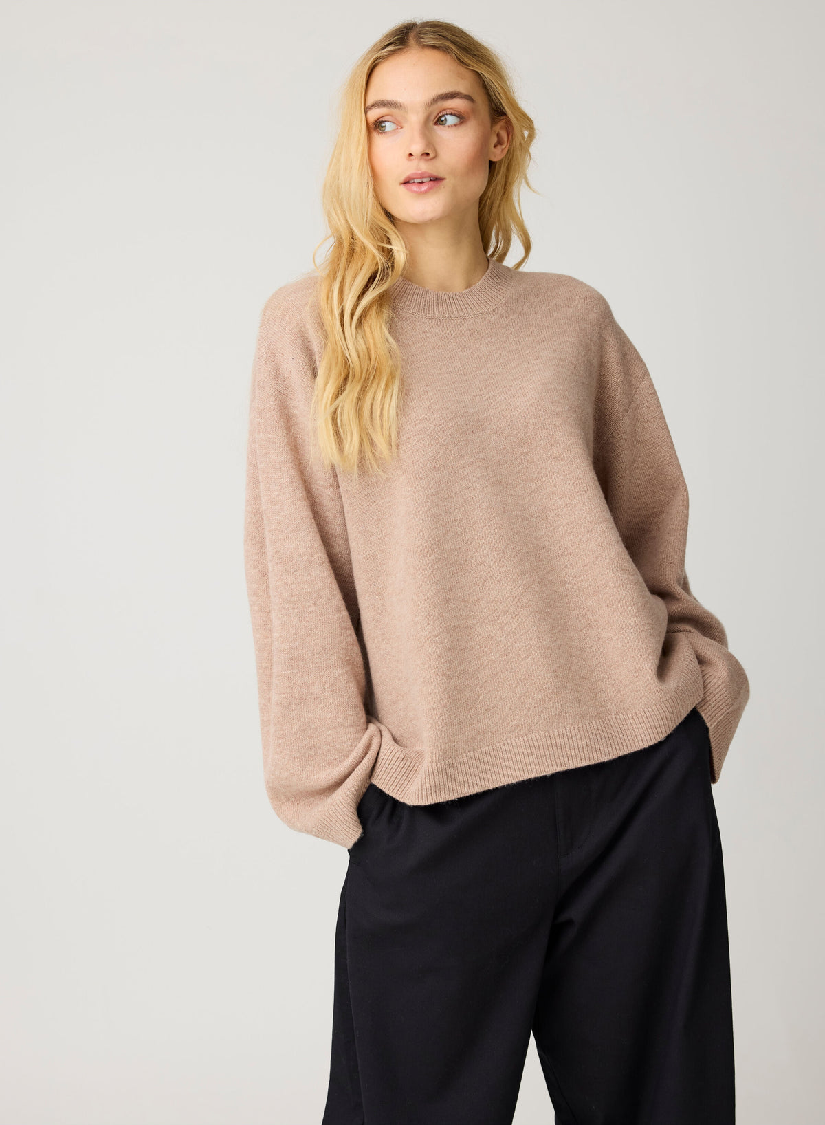 Rundhals-Strickpullover aus Lammwolle (RWS)
