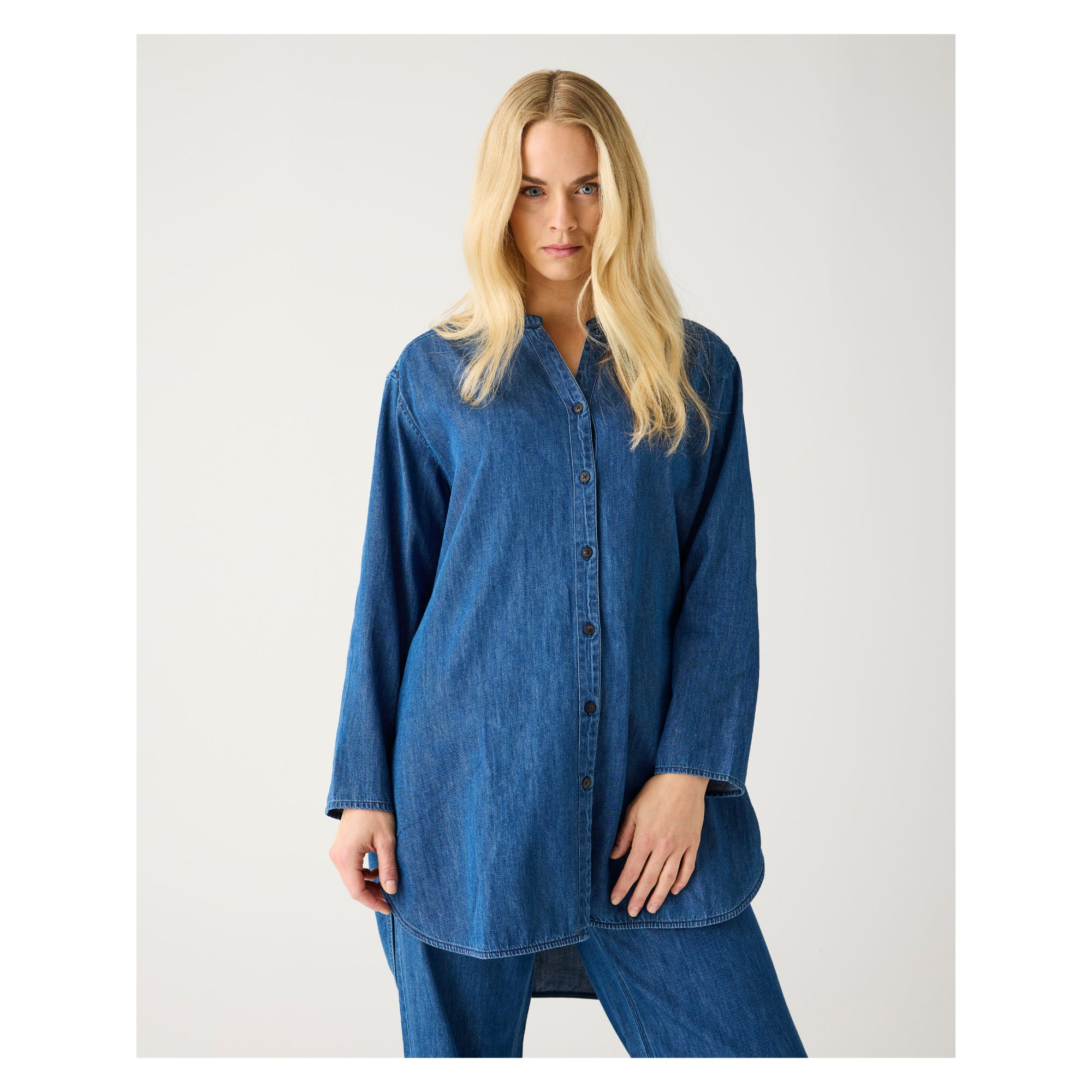 Langes Denim Blusenhemd aus Bio-Baumwolle ROC/GOTS/Vegan