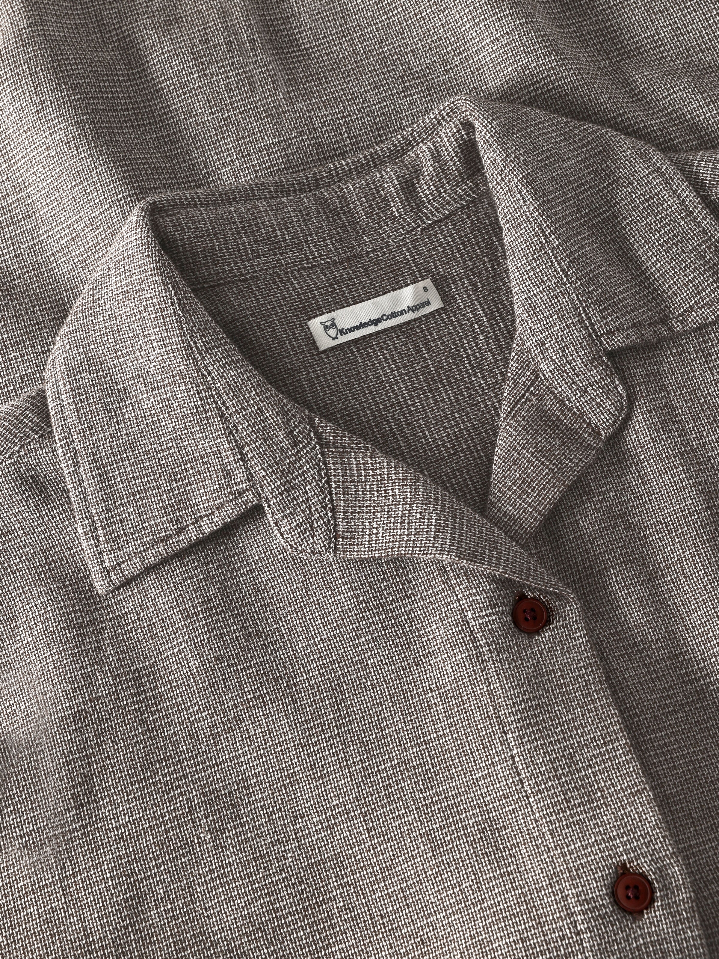 Lockere kurzarm Bluse mit Struktur aus Bio-Baumwolle
