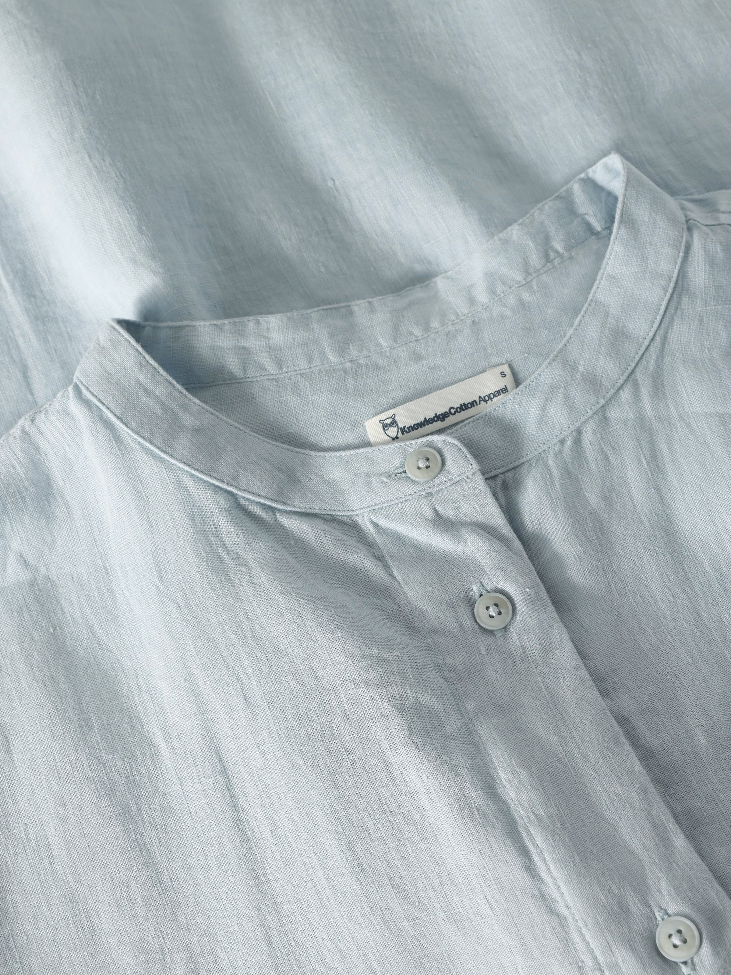 Lockeres Hemd und Bluse mit 3/4 Arm und Stehkragen aus Bio-Leinen