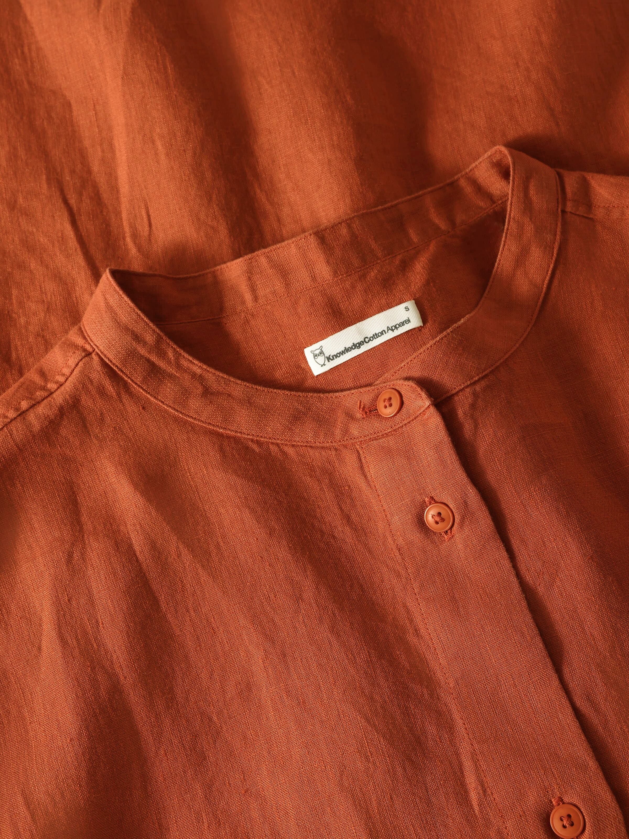 Lockeres Hemd und Bluse mit 3/4 Arm und Stehkragen aus Bio-Leinen
